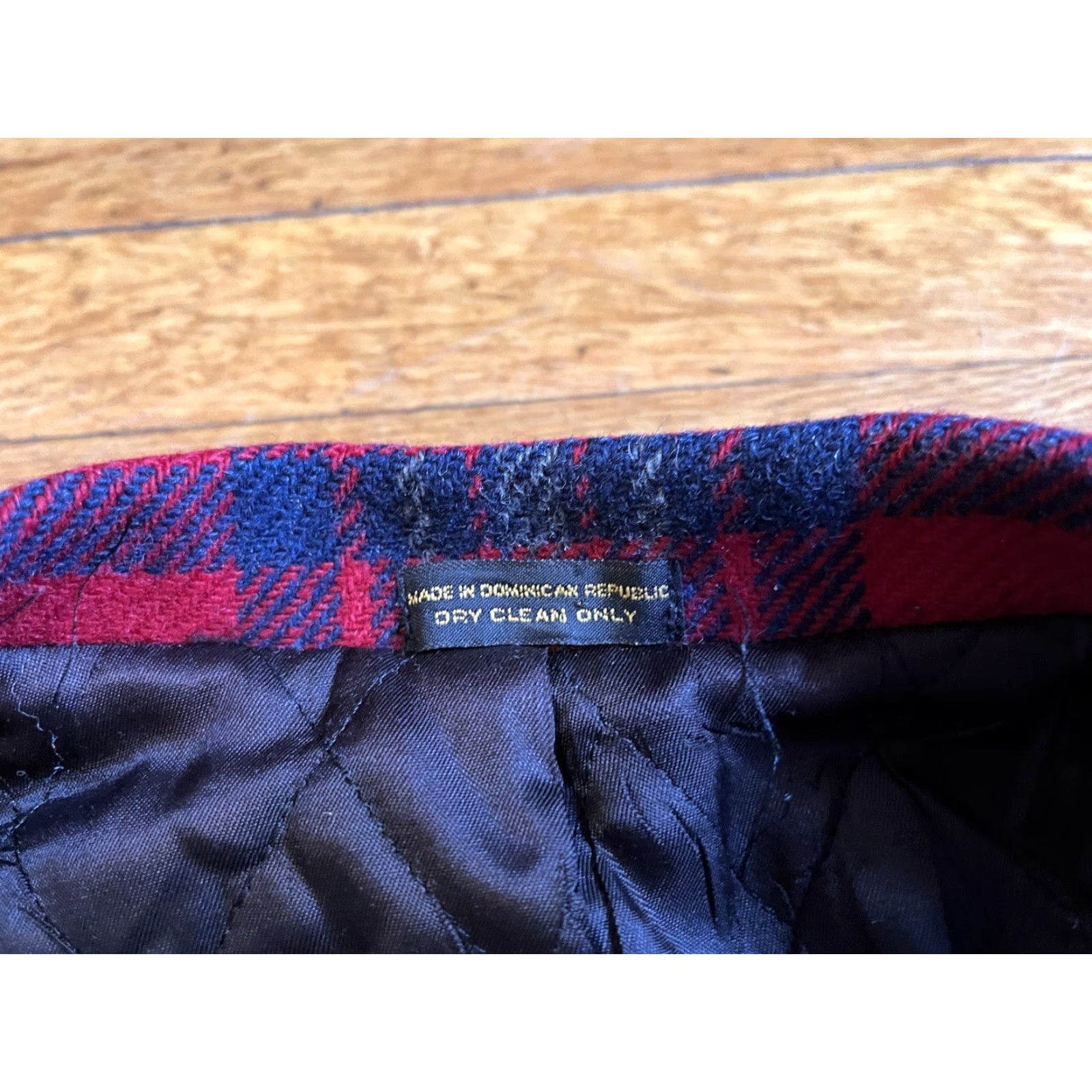 Vintage VINTAGE LL Bean Coat Women’s 14 Red Black Tartan Plaid Size XL / US 12-14 / IT 48-50 - 7 Thumbnail
