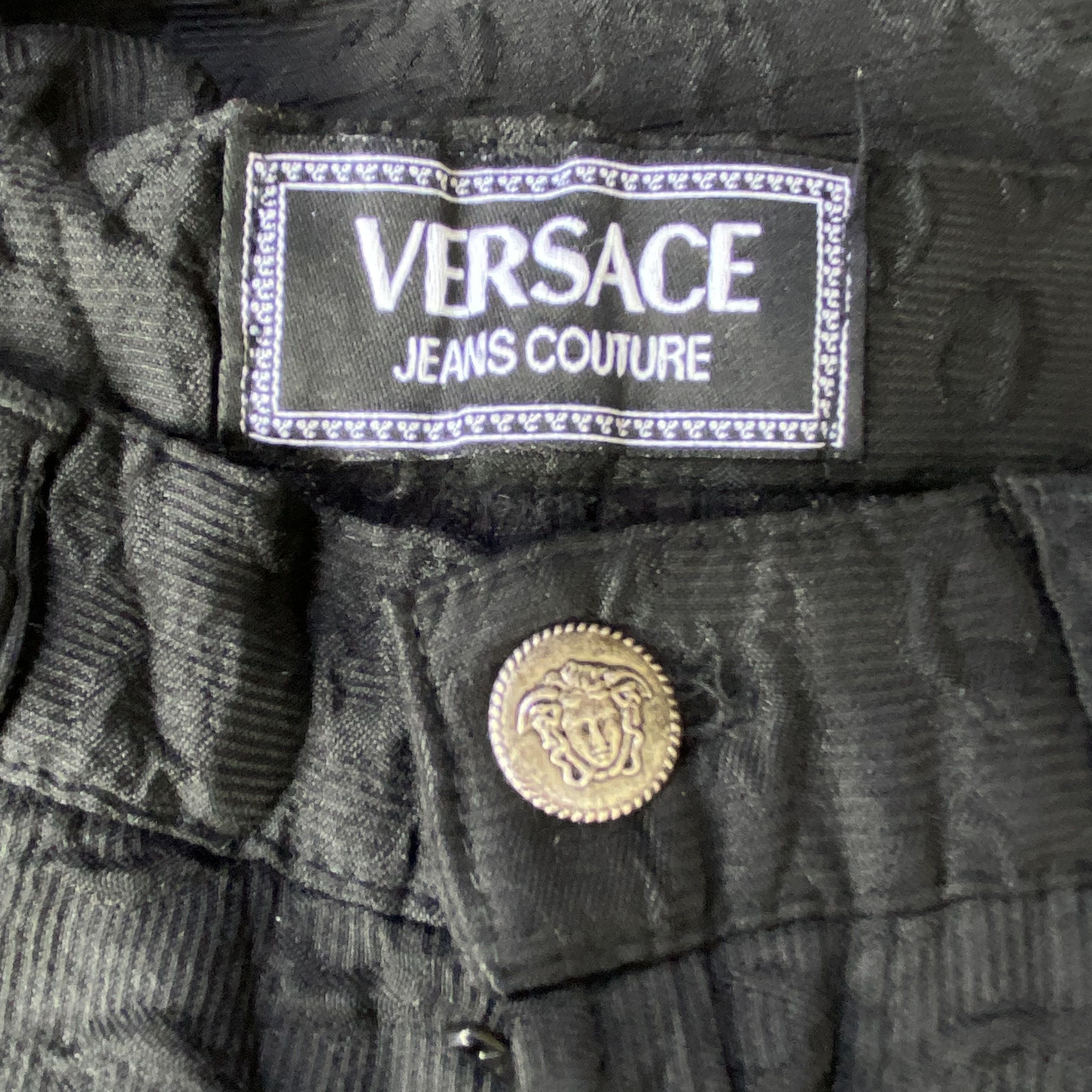 Versace Jeans Couture × Vintage VERSACE JEANS COUTURE Vintage Black Embossed Textured Jeans Size 26" / US 2 / IT 38 - 7 Thumbnail