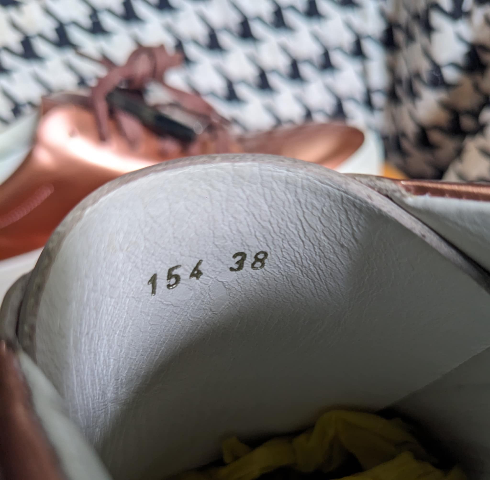 Acne Studios Acne Studios Adriana Metallic Leather Sneakers size 38 Size US 7 / IT 37 - 7 Thumbnail