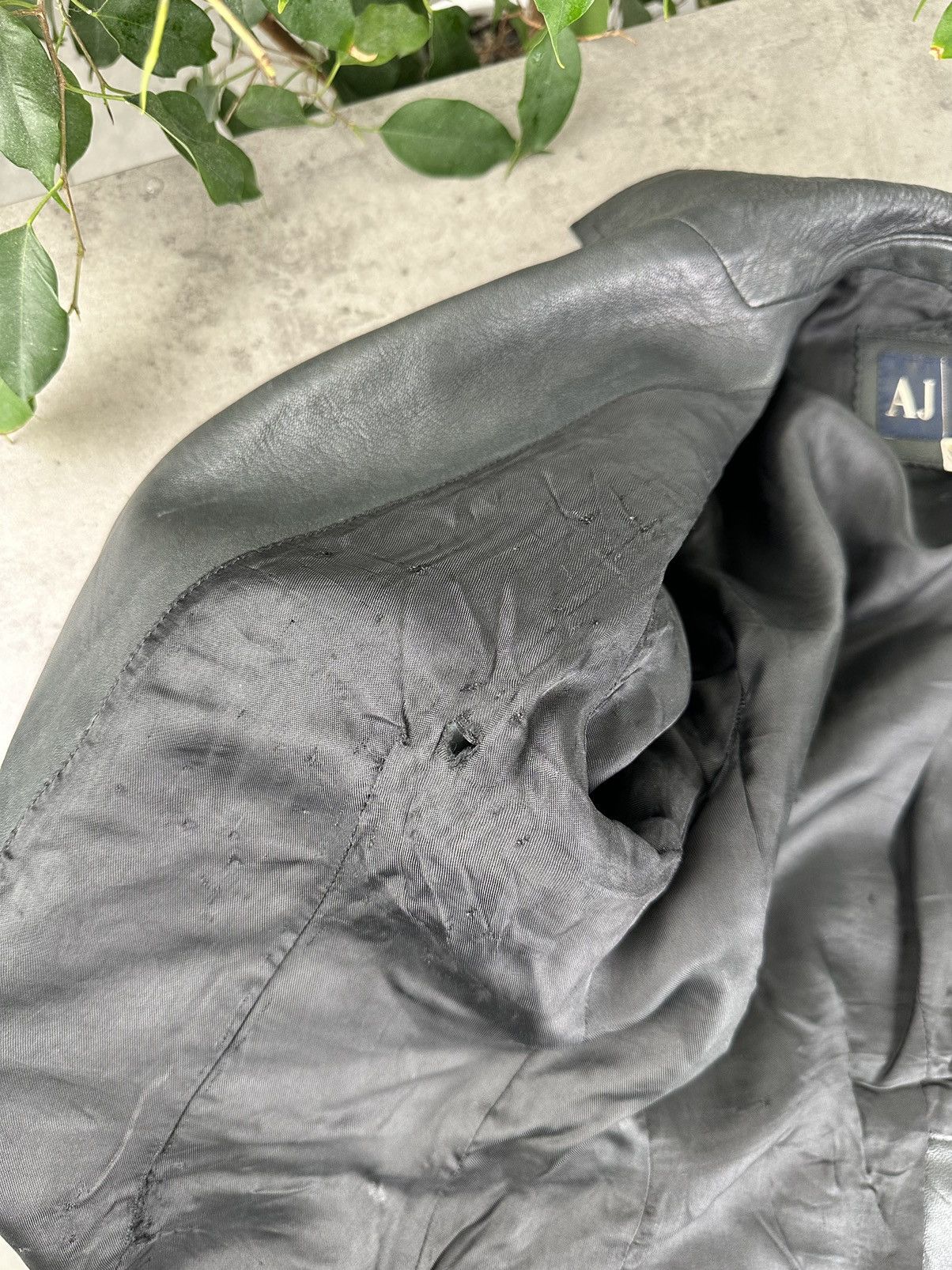 Armani Armani Jeans Vintage Leather Jacket Size S / US 4 / IT 40 - 10 Thumbnail