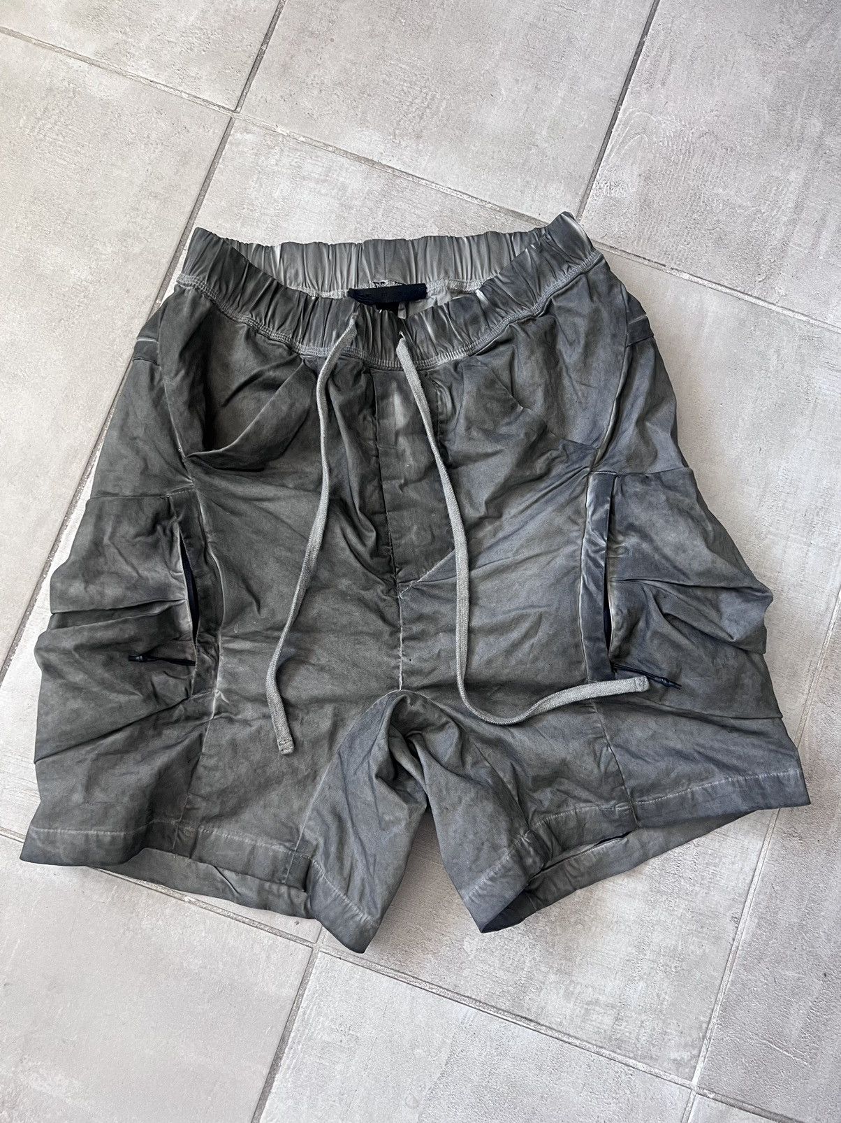 Whoisjacov JACOV Object Dyed Pocket Short | Grailed