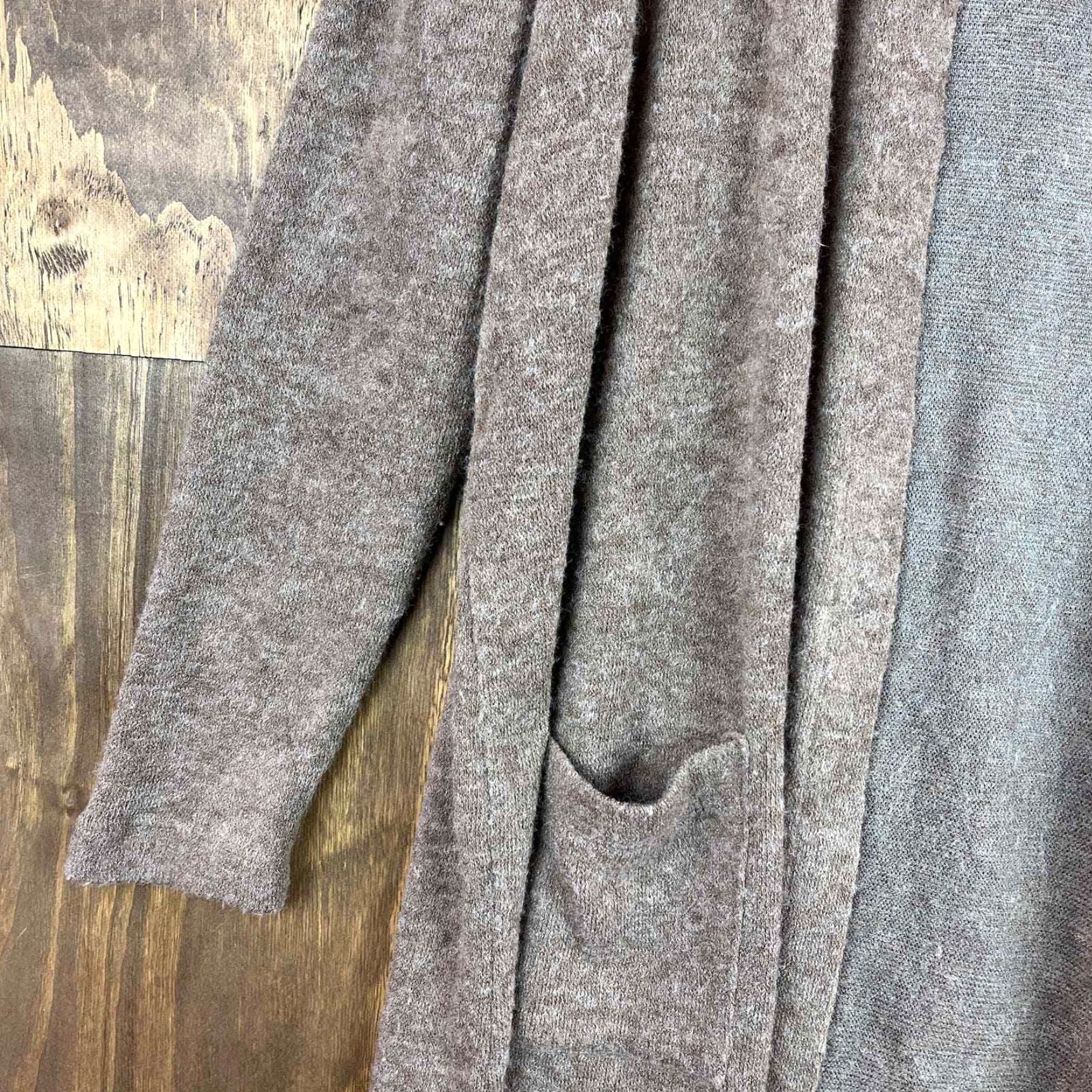 Vintage A.Gain Womens Cardigan Sweater Brown Angora Open Front Pockets Medium Size M / US 6-8 / IT 42-44 - 3 Thumbnail