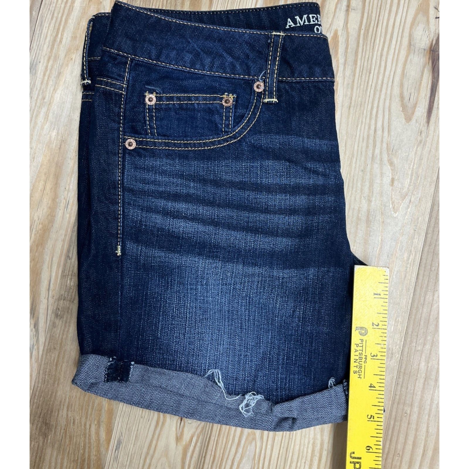 American Eagle Outfitters AE AMERICAN EAGLE MIDI STRETCH WOMENS JEAN SHORTS SIZE 6 Size 28" / US 6 / IT 42 - 6 Thumbnail