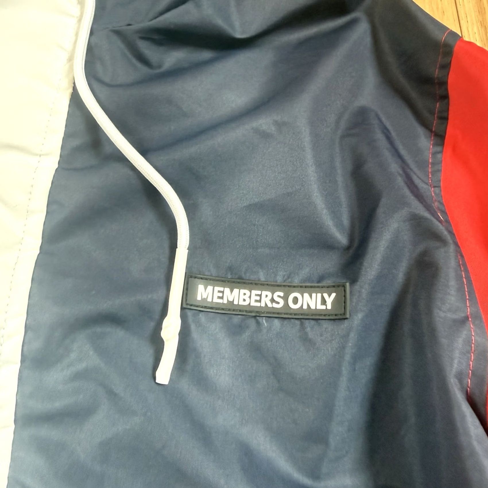 Members Only Members Only Windbreaker Jacket Mens Large Zip USA Flag Jaguar Snake Multicolor Lion Bird USA Flag theme Mens L Jacket Windbreaker Nylon Zip Closure Size US L / EU 52-54 / 3 - 4 Thumbnail