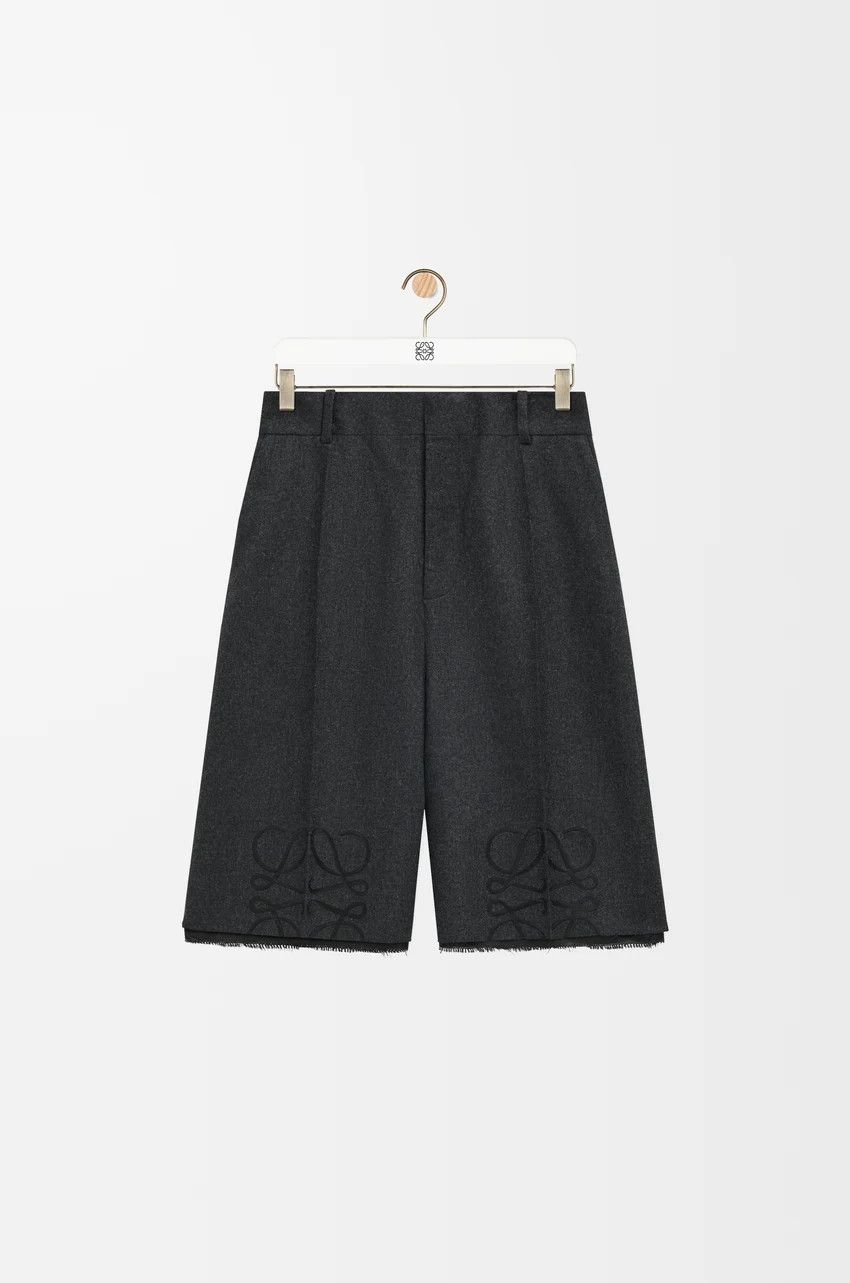 Loewe o1loc1c0525 Shorts in Black Size 25" / US 0 / IT 36 - 1 Thumbnail