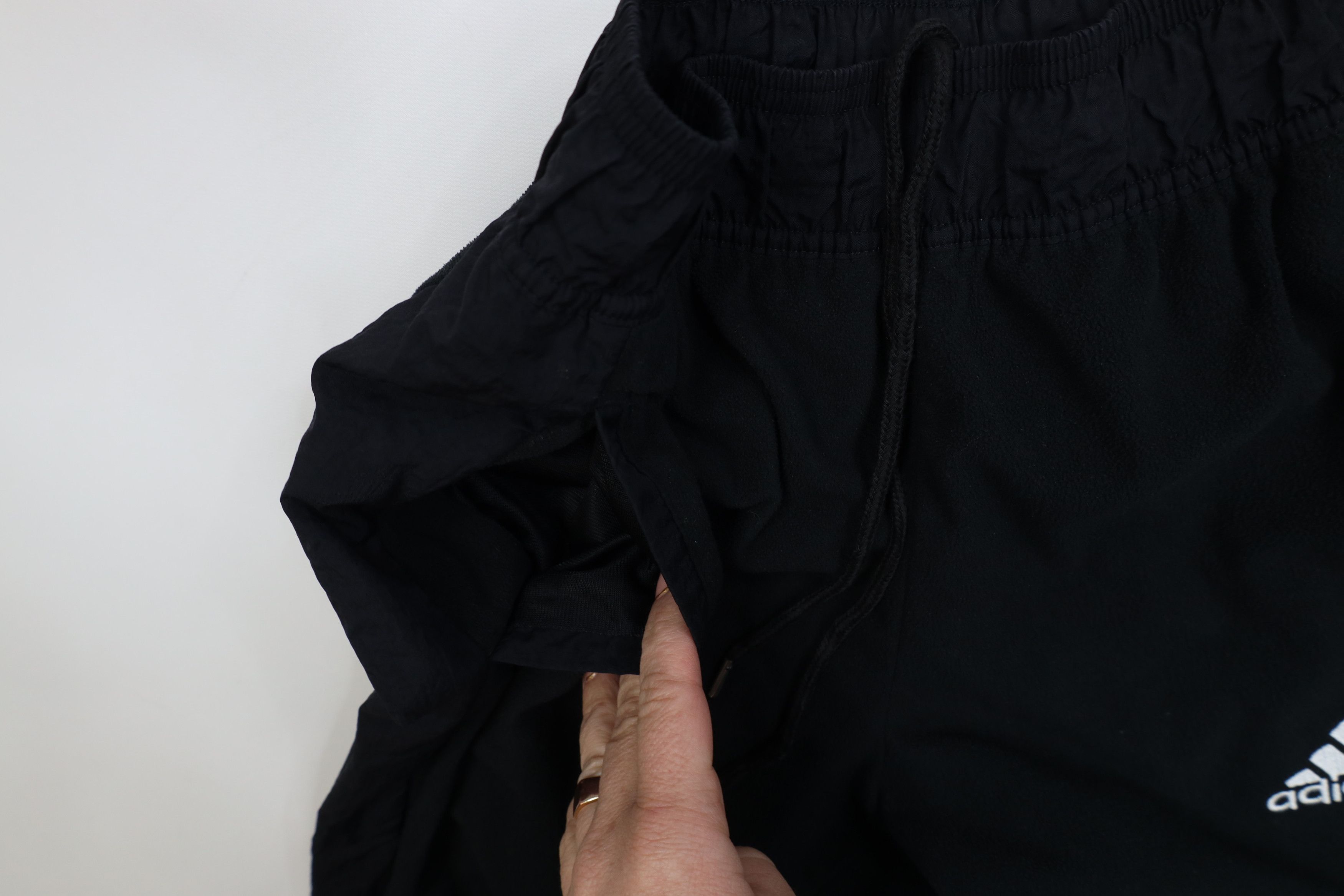 Adidas Vintage Y2K Adidas Spell Out Fleece Sweatpants Joggers Black Size US 32 / EU 48 - 7 Thumbnail