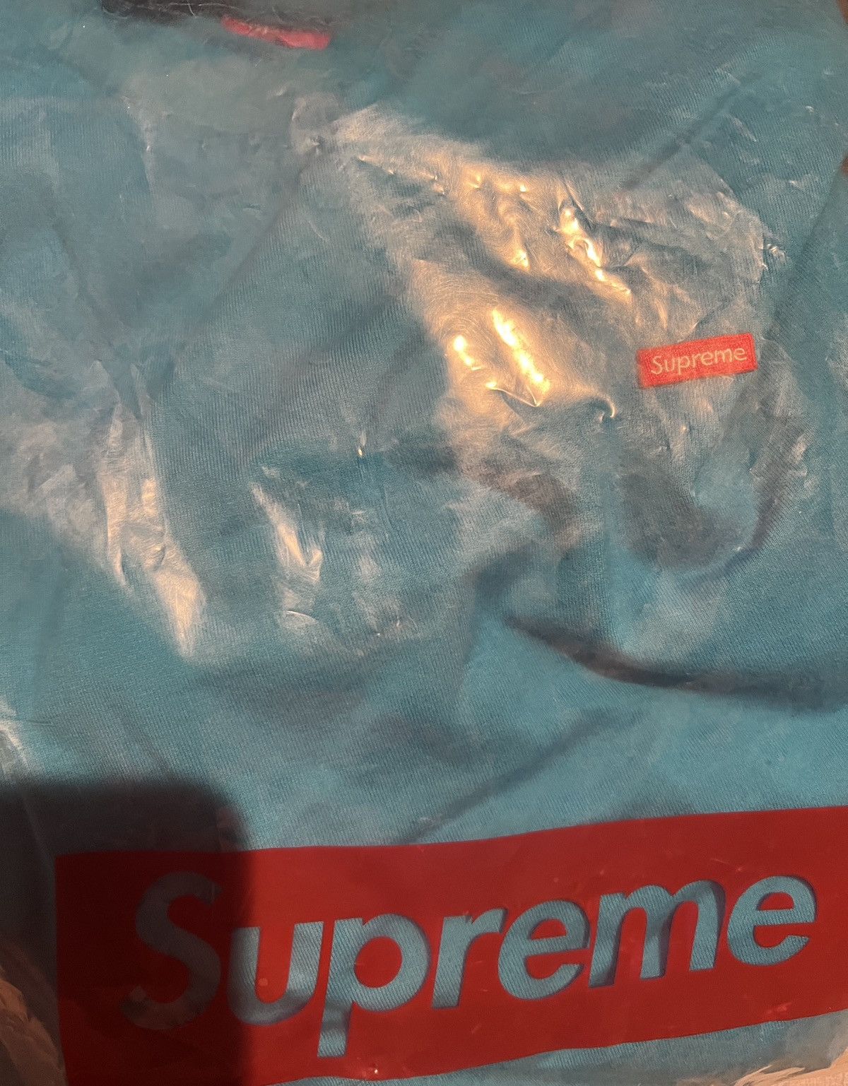 Supreme Supreme Small Box Tee Size US L / EU 52-54 / 3 - 6 Thumbnail