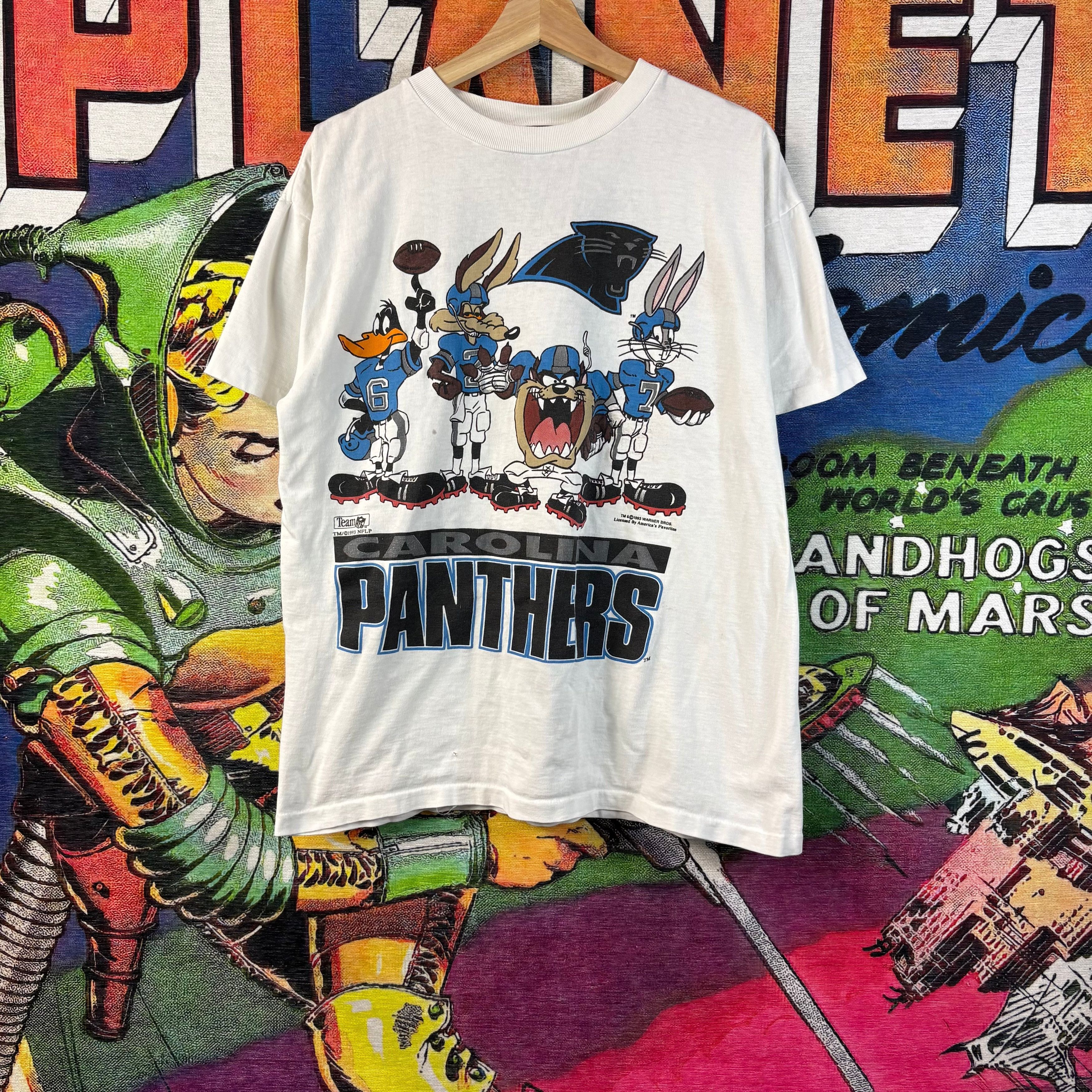 Vintage vintage 1990s Carolina Panthers Looney Tunes Crossover Tee Size US L / EU 52-54 / 3 - 1 Thumbnail