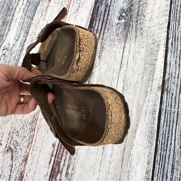 Birkenstock Birkenstock Women's Gizeh Brown Birko-Flor Sandals Size US 7 / IT 37 - 6 Thumbnail