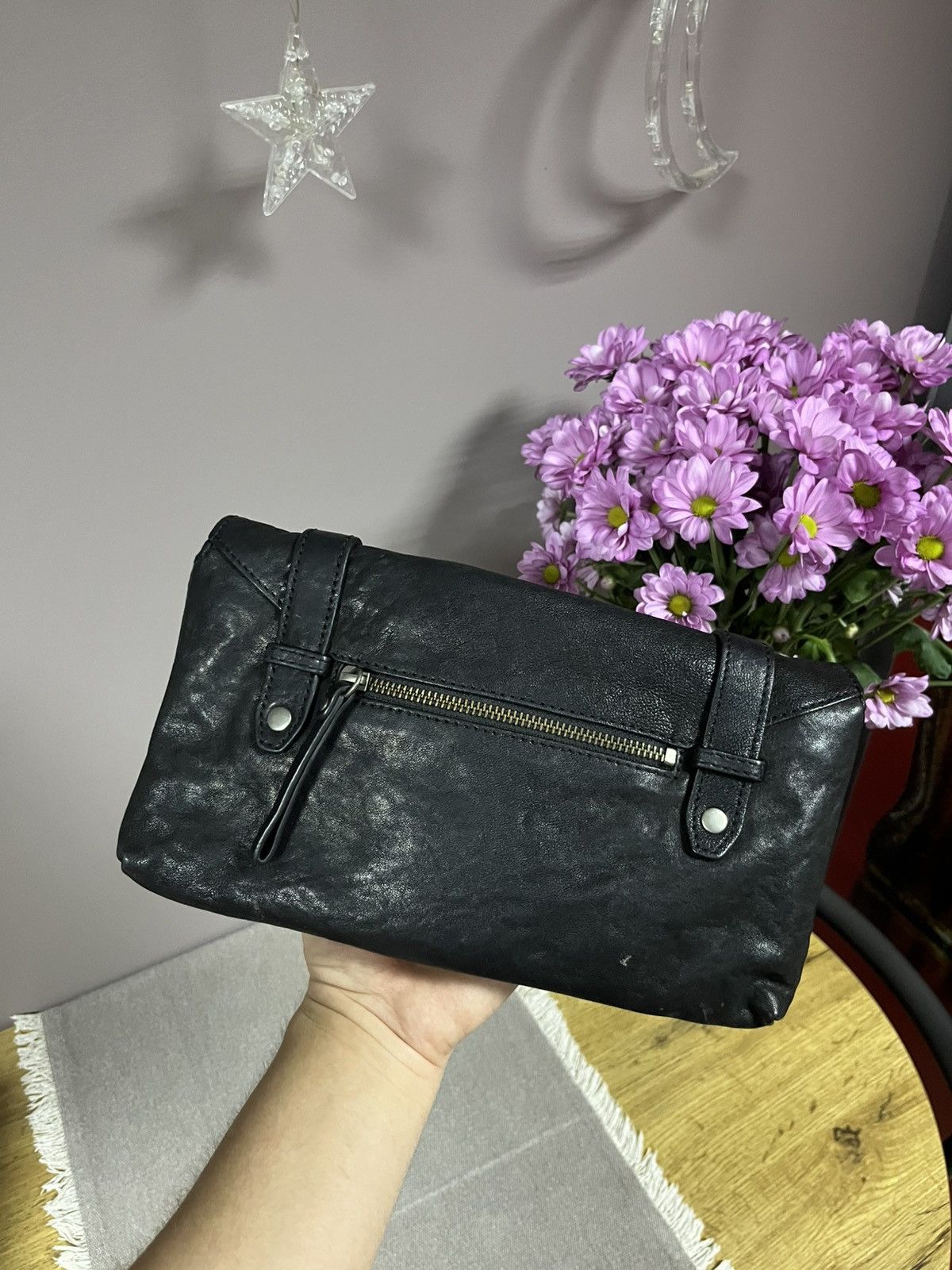 Juicy Couture RARE Glamour Juicy Couture Leather Avant Garde Handle Bag Size ONE SIZE - 2 Thumbnail
