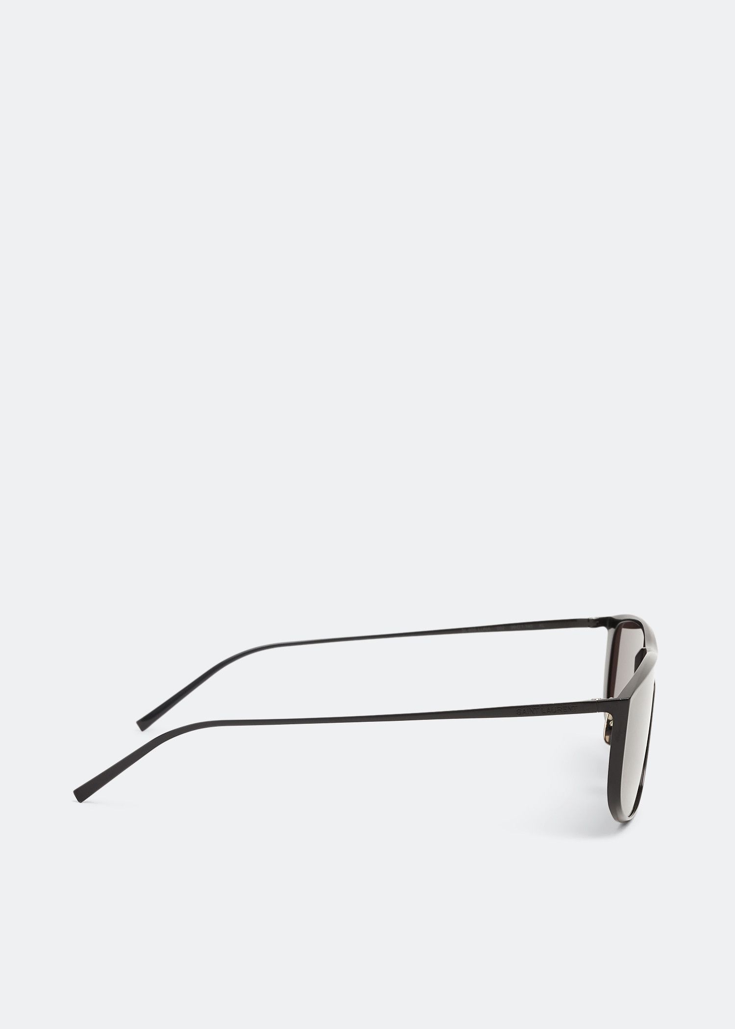 Saint Laurent Paris o1s1wg111224 Size: OS / SL 605 Luna Sunglasses in Black Size ONE SIZE - 4 Thumbnail