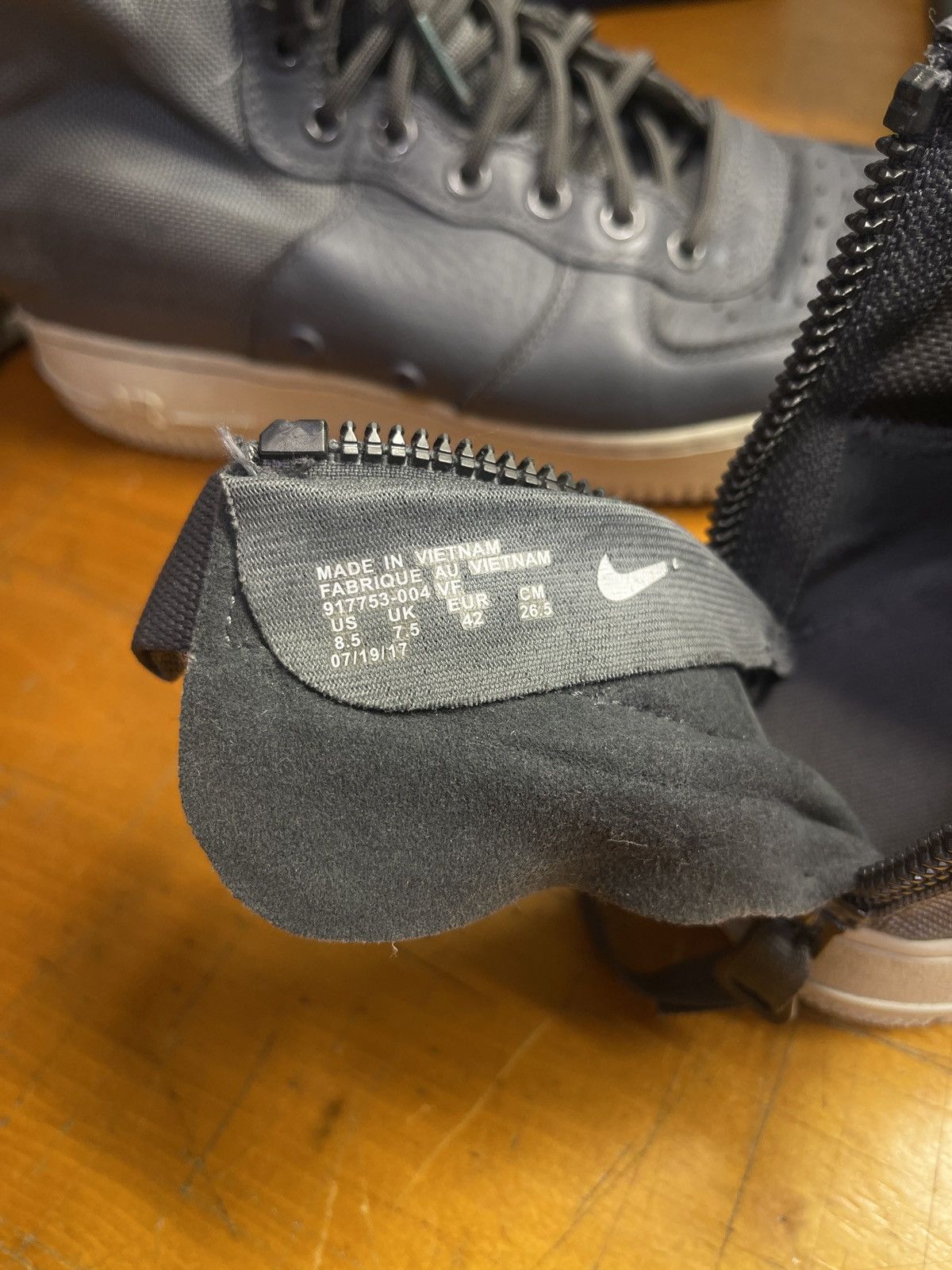 Nike Nike Sf Air Force 1 Mid 42 8.5 US smoke gray Size US 8.5 / EU 41-42 - 12 Thumbnail