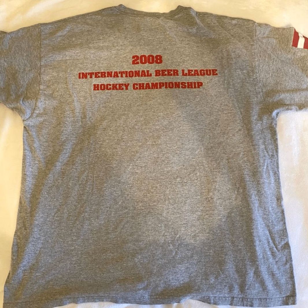 Fruit Of The Loom Fruit Of The Loom 2008 Budweiser Int'l Beer League Hockey Champion T-Shirt 2XL Mens Gray Size US XXL / EU 58 / 5 - 3 Thumbnail