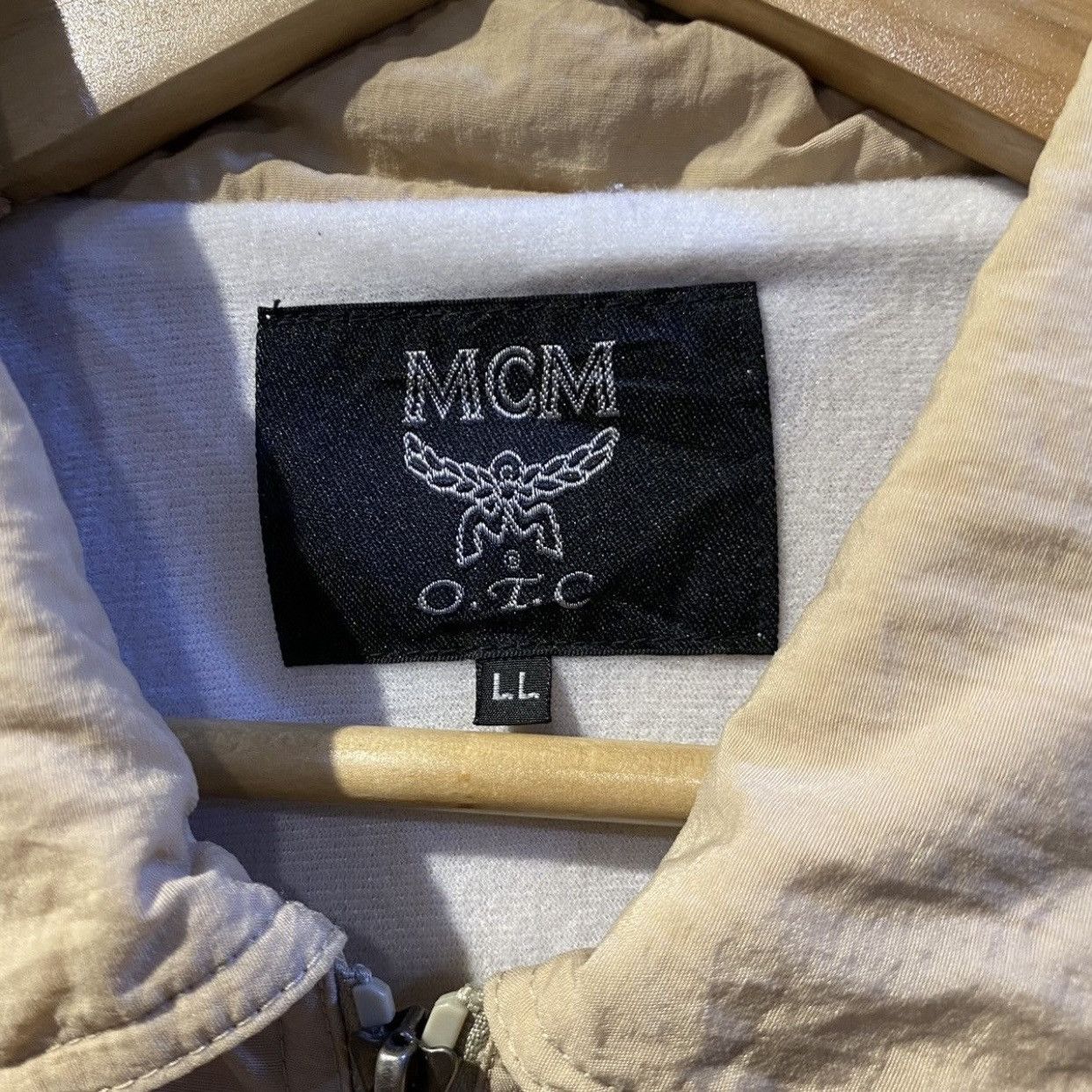 Designer × MCM RARE! VTG MCM O.T.C DESIGNER "MODE CREATION MUCHEN" Size US XL / EU 56 / 4 - 11 Thumbnail