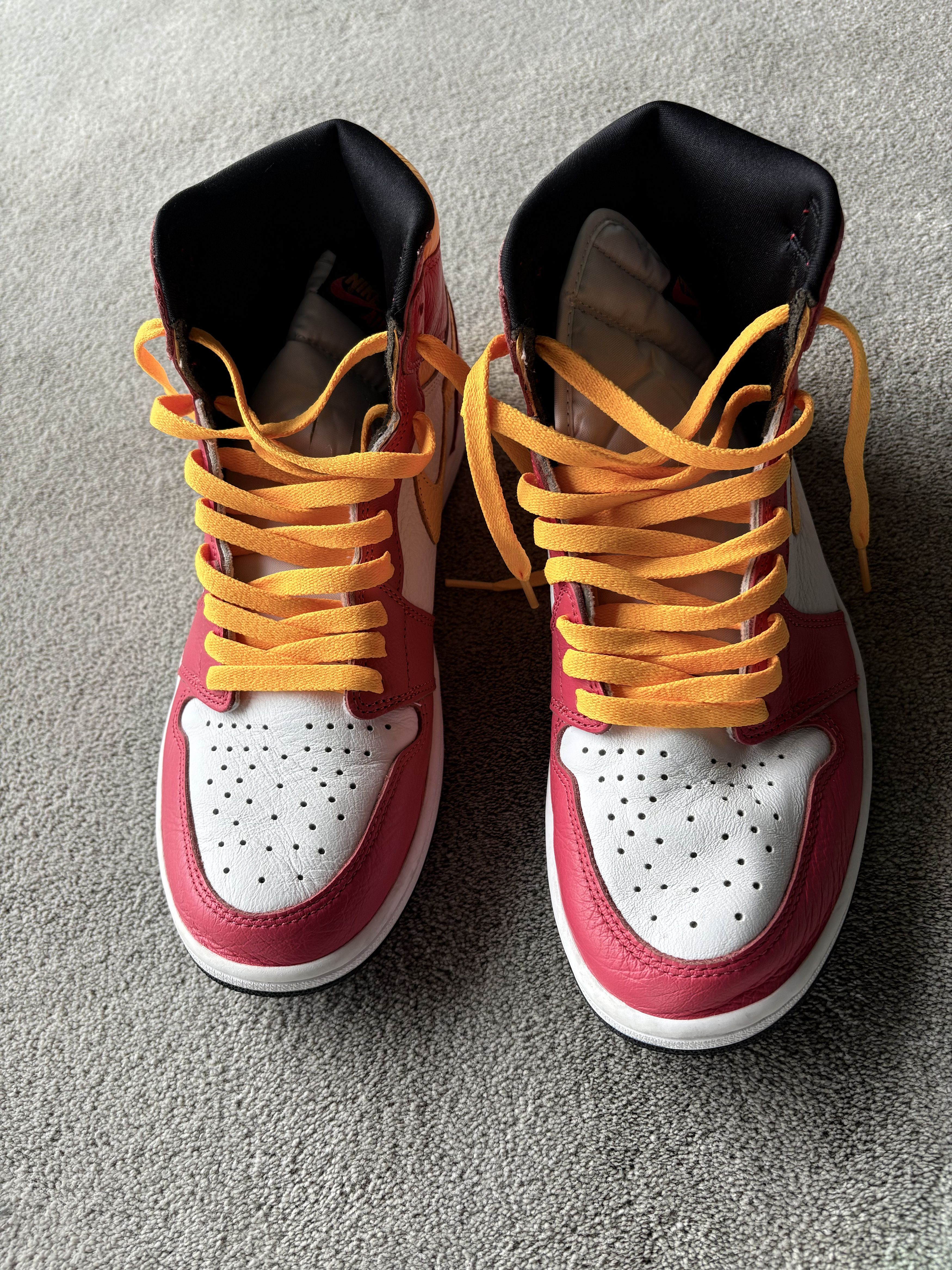 Jordan Brand Jordan 1 Retro High OG Size US 11 / EU 44 - 3 Thumbnail