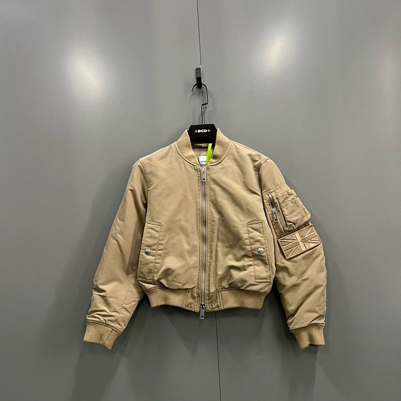 Burberry burberry khaki zip jacket size 36 Size US S / EU 44-46 / 1 - 1 Thumbnail