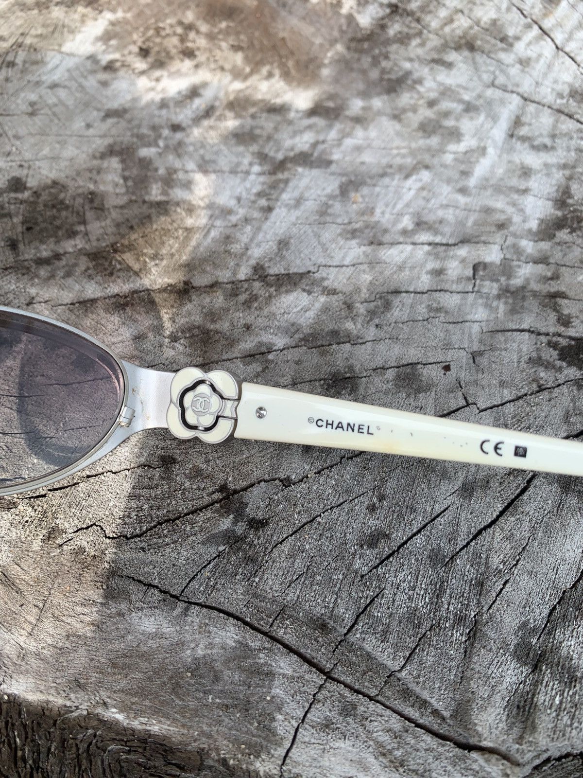 Chanel Chanel Silver/Gray Camellia Rectangle Sunglasses Size ONE SIZE - 10 Thumbnail