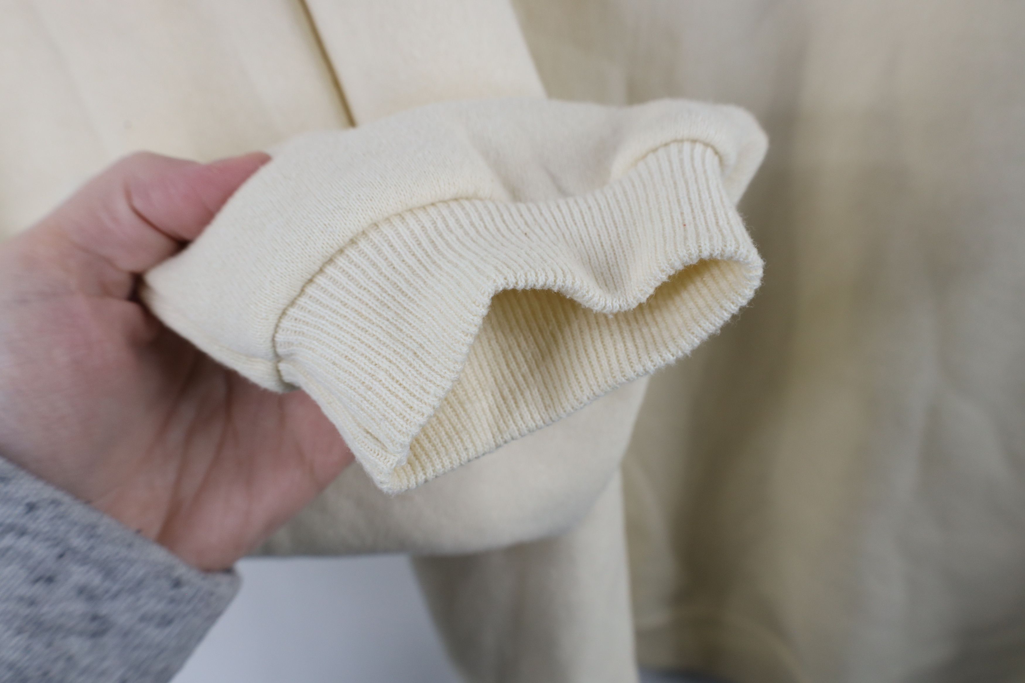 Vintage Vintage 90s Ralphies Eatery Henley Sweatshirt Cream USA Size US XXL / EU 58 / 5 - 8 Thumbnail