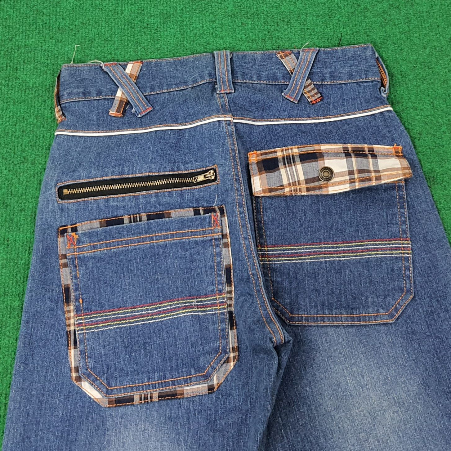 Vintage Vintage XYZ Skull Custom Logo Streetwear Style Jeans Size US 26 / EU 42 - 4 Thumbnail