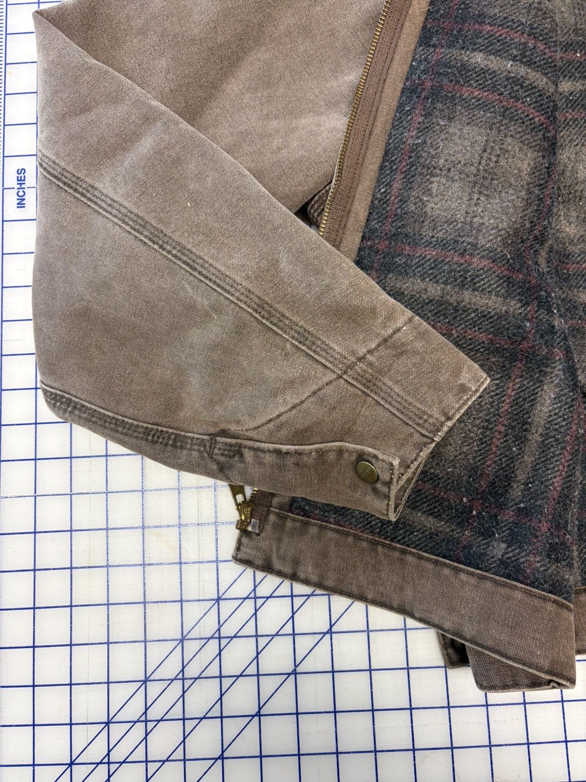 Carhartt Noisette “Never Call 911” Vintage Carhartt Canvas Jacket Size US L / EU 52-54 / 3 - 4 Thumbnail