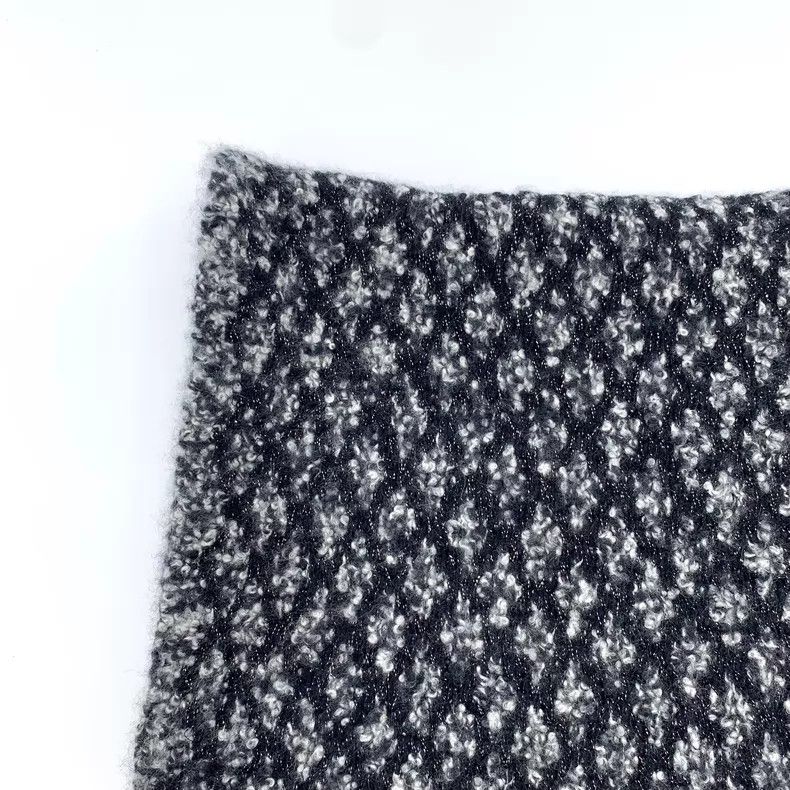 Chanel Chanel Gray diamond double C embroidered cashmere knitted Size ONE SIZE - 3 Thumbnail
