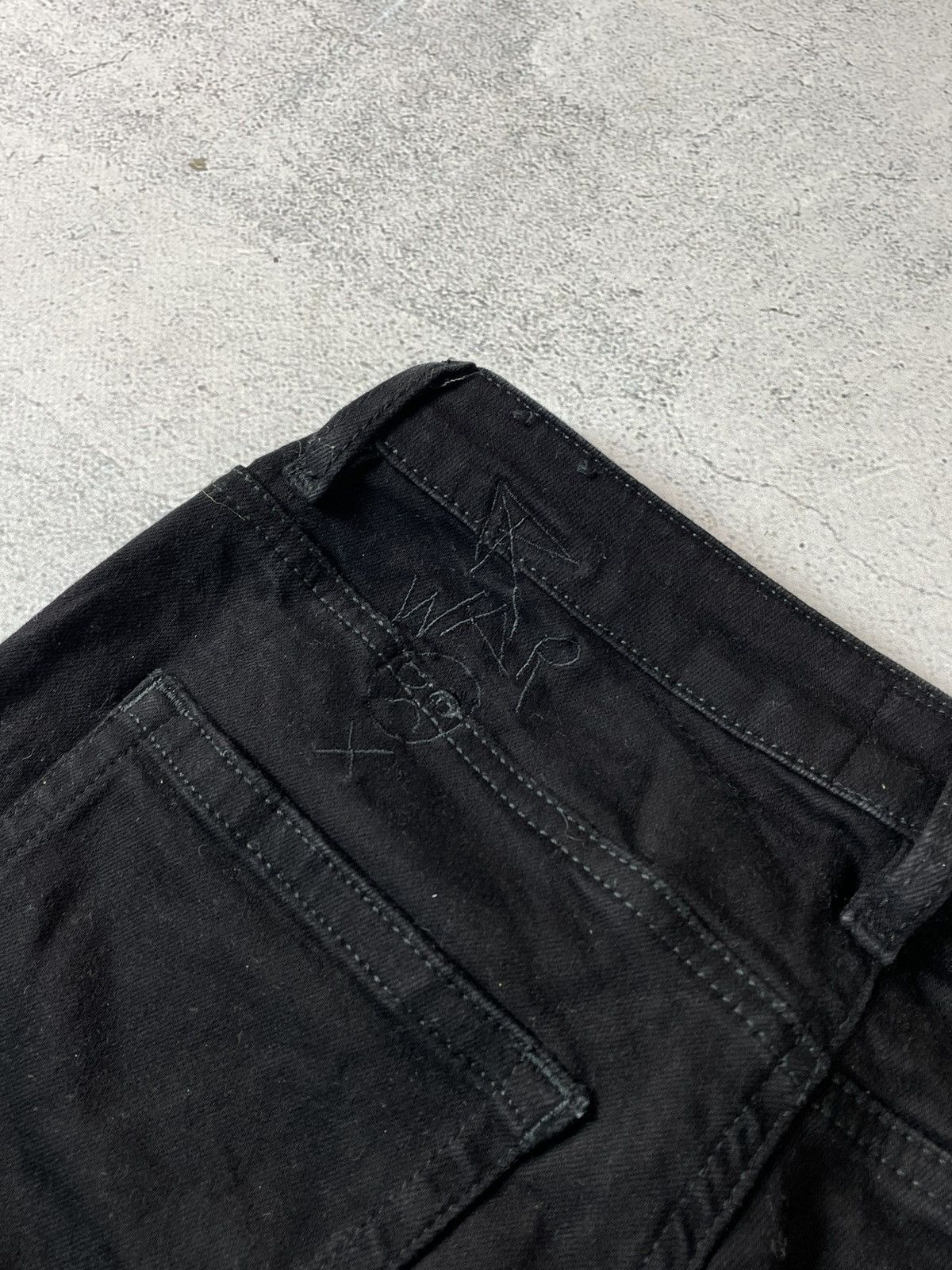 Vivienne Westwood Vivienne Westwood Skinny War Peace Orb Embossed Pocket Jeans Size 25" / US 0 / IT 36 - 15 Thumbnail