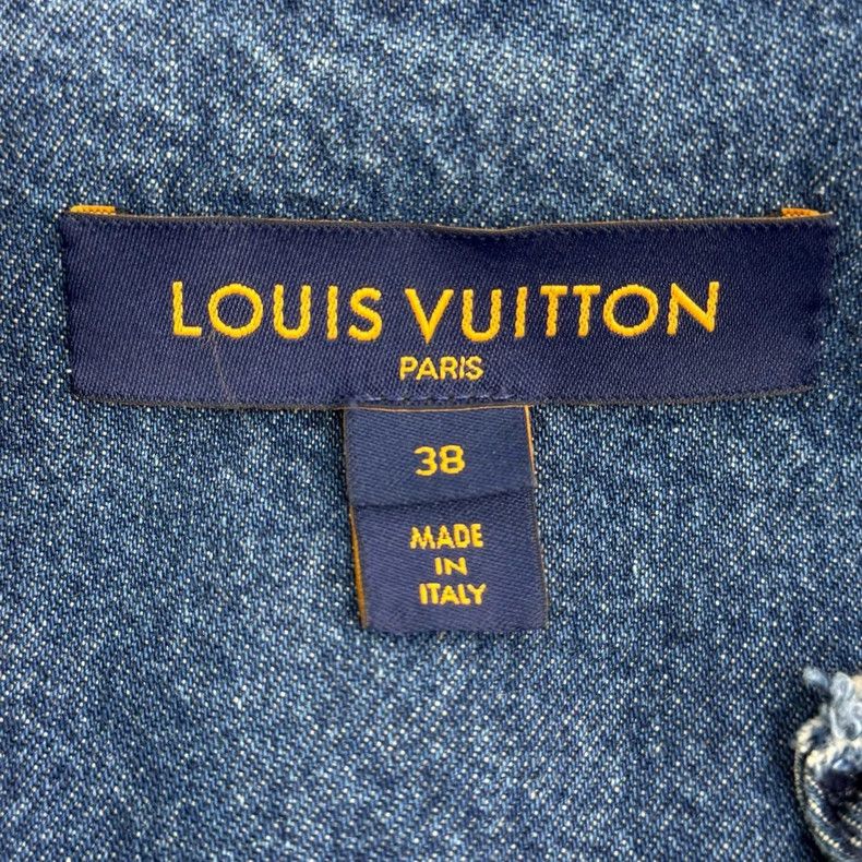 Louis Vuitton Louis Vuitton Washed blue presbyopic leather label irregula Size XS / US 0-2 / IT 36-38 - 5 Thumbnail