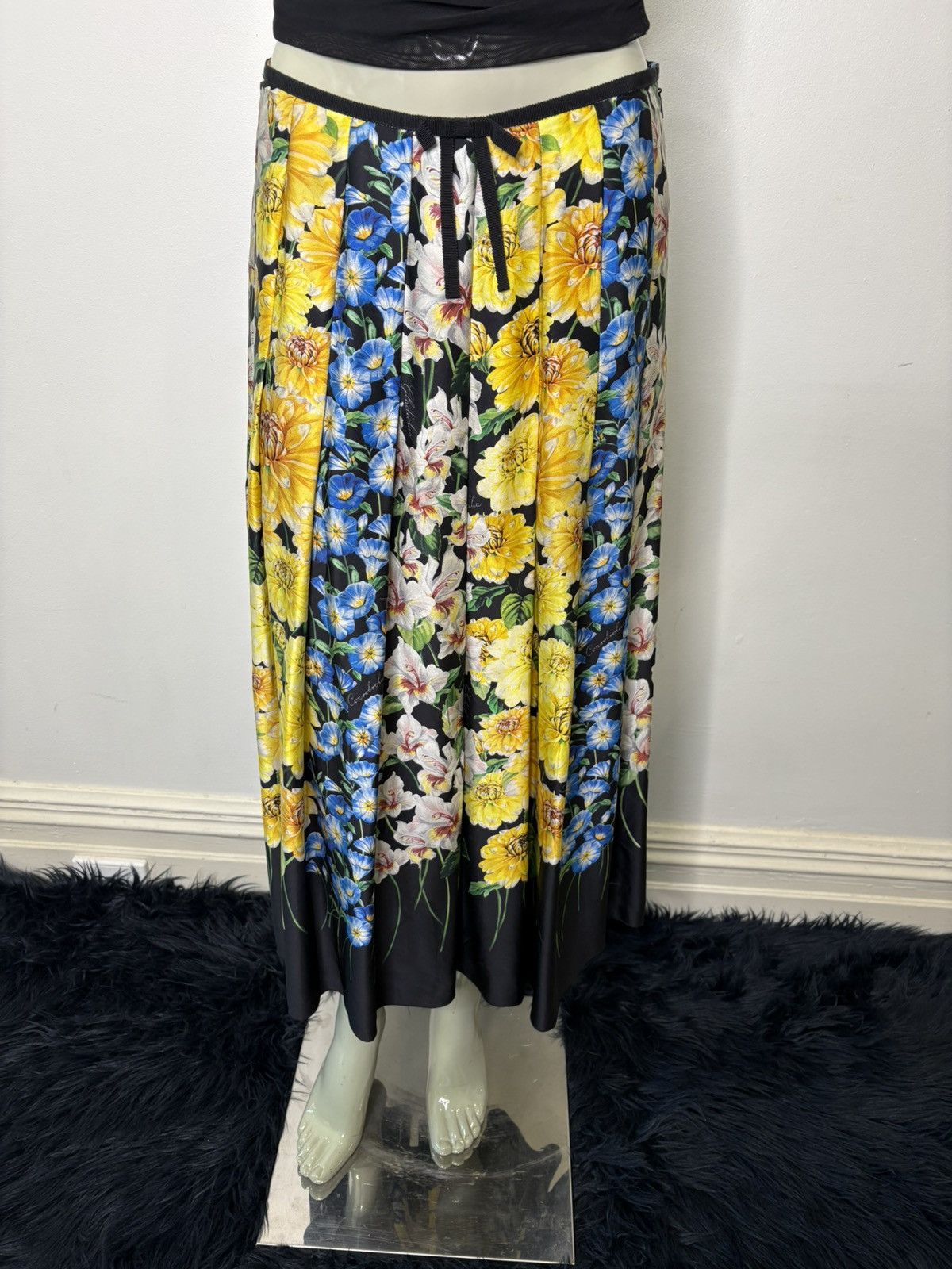 Gucci Gucci Floral Midi Skirt Size 28" / US 6 / IT 42 - 2 Thumbnail