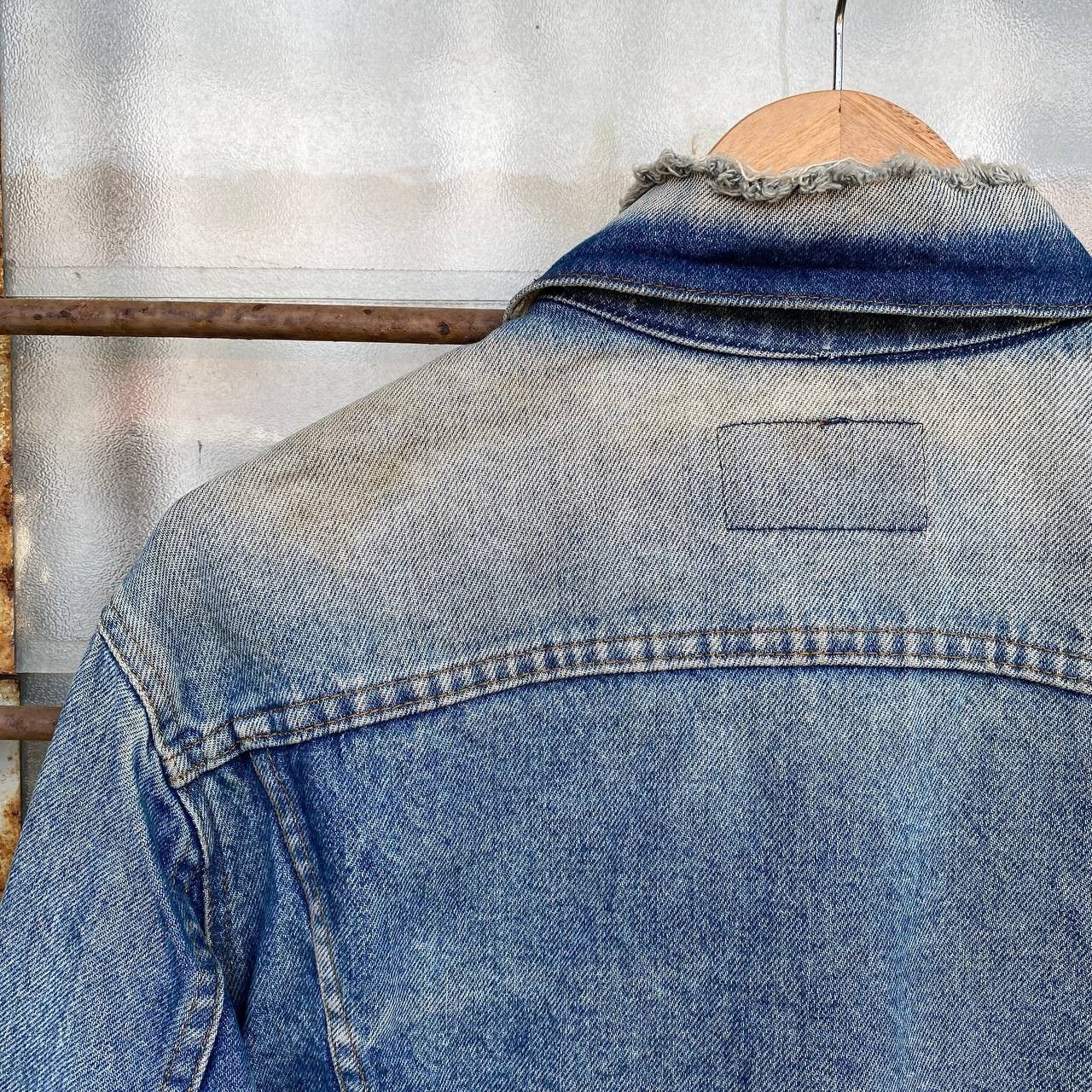 Levi's CRAZY PIECES LEVIS VINTAGE HONEYCOMBS FADED DISTRESSED DENIM Size US M / EU 48-50 / 2 - 7 Thumbnail