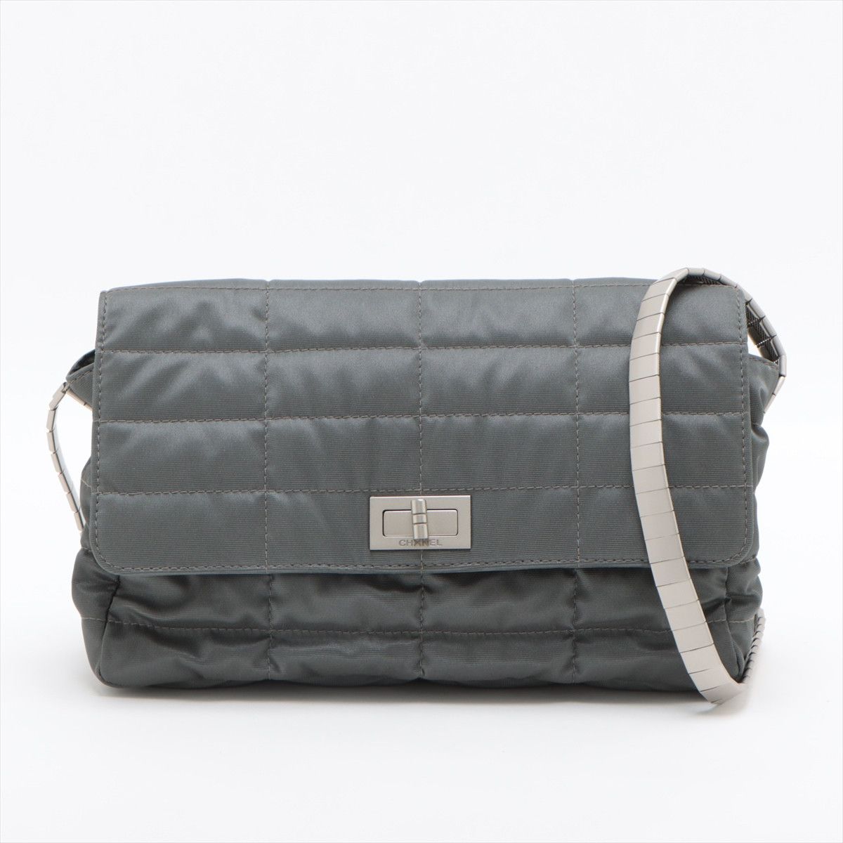 Chanel Chanel 2.55 Chocolate Bar Grey Nylon Size ONE SIZE - 1 Thumbnail