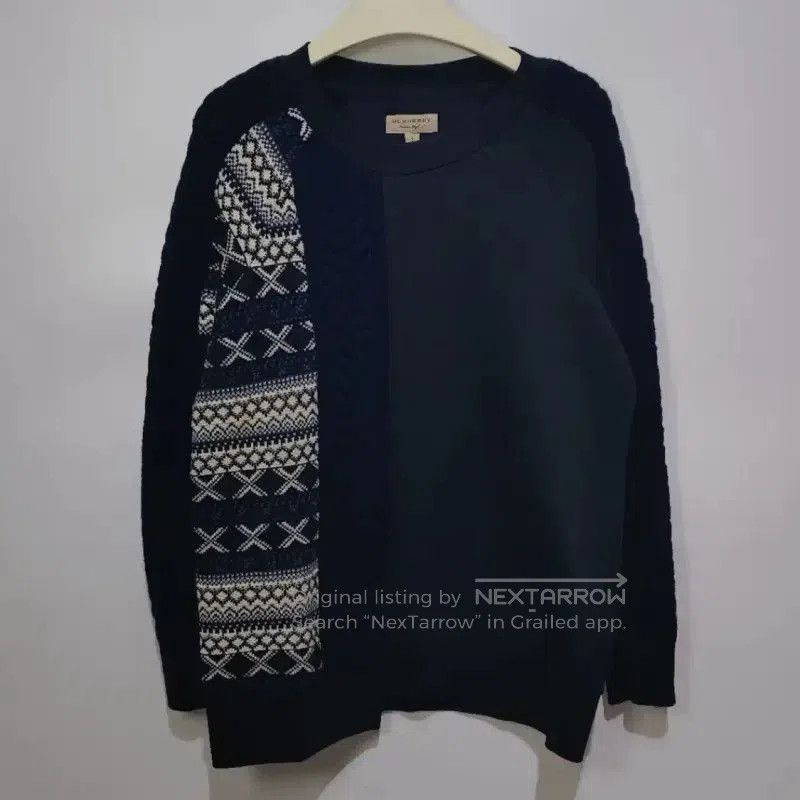 Burberry Burberry Women's Navy Cotton Sweatshirt. Size S / US 4 / IT 40 - 1 Thumbnail