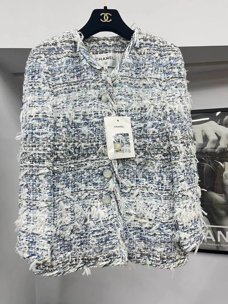 Chanel Chanel Waterfall Blue White Fringe Jacket. Size US M / EU 48-50 / 2 - 1 Thumbnail