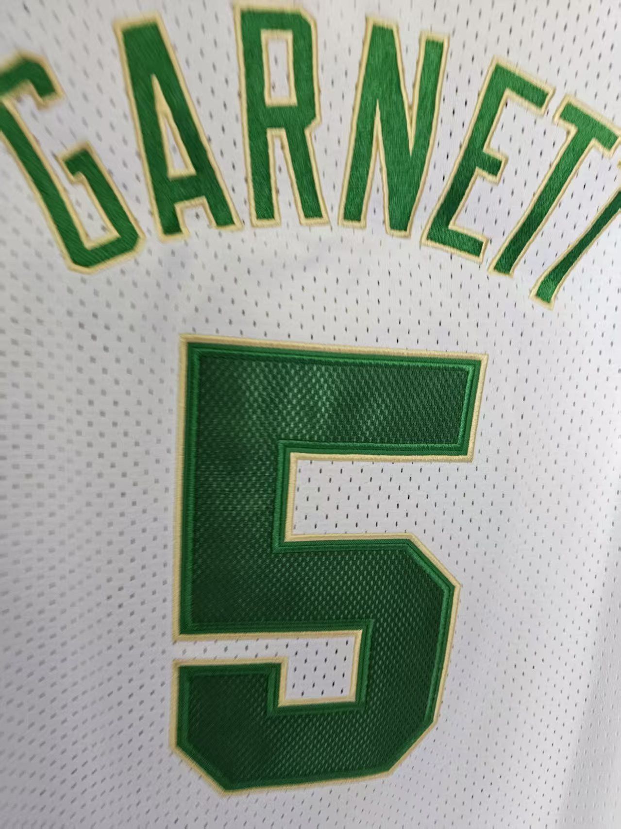NBA Boston Celtics #5 Kevin Garnett Jersey Double Stitched L Size US L / EU 52-54 / 3 - 6 Thumbnail
