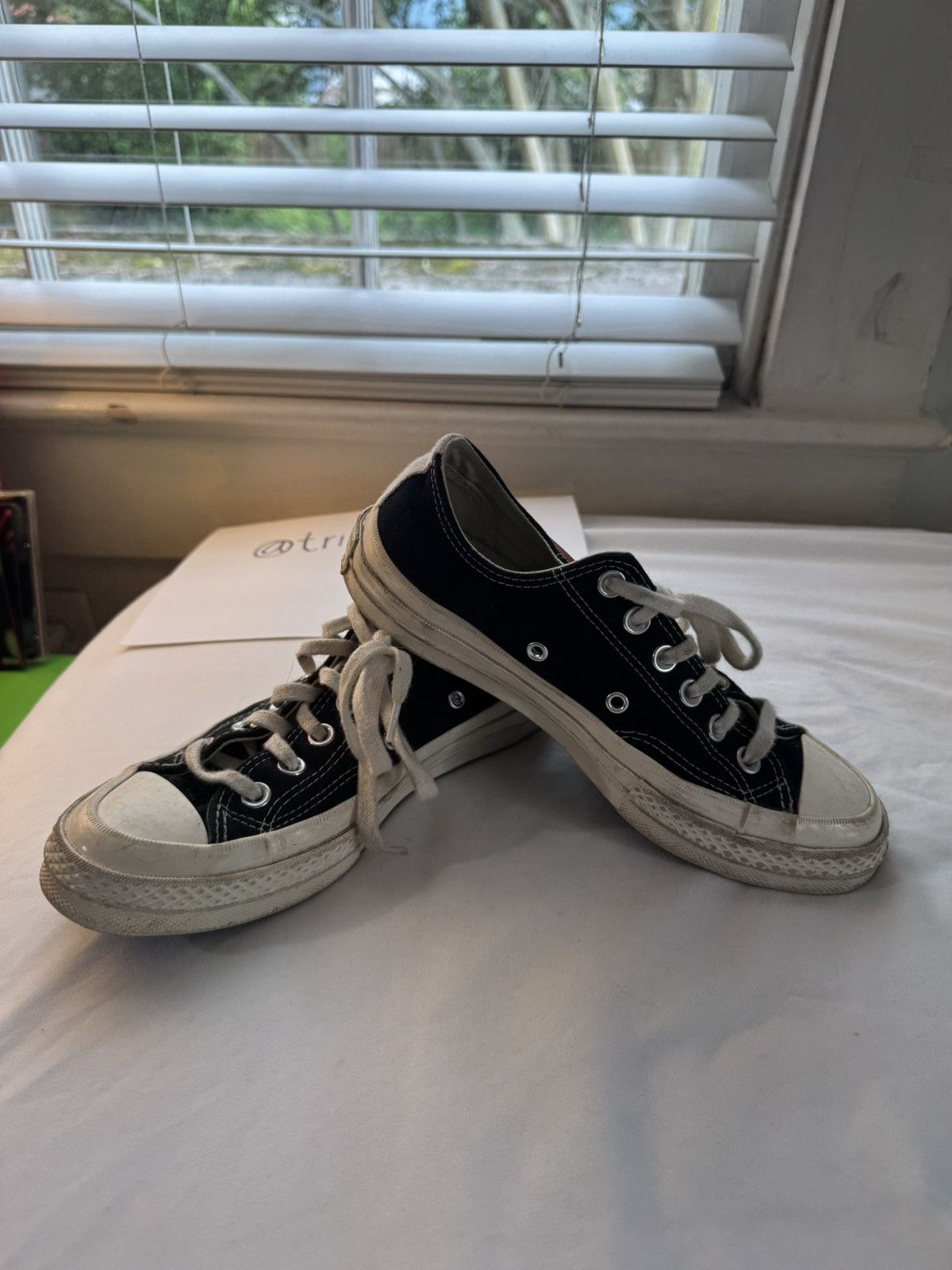 Comme des Garcons PLAY × Converse Heart Low Top Sneakers Size 7 Women’s Size US 7 / IT 37 - 3 Thumbnail