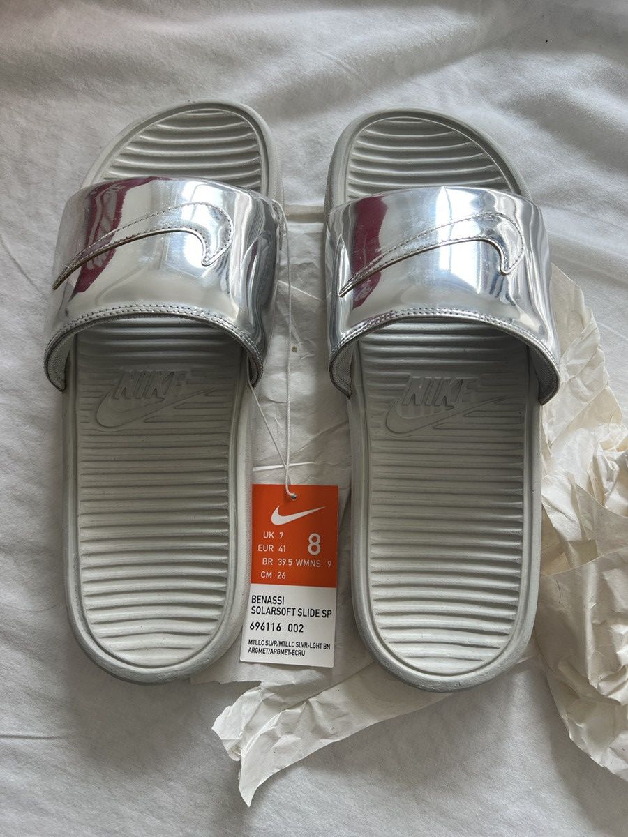 Nike NIKE Men's Size 8 BENASSI SOLARSOFT SLIDE SP SILVER 2014 Size US 8 / EU 41 - 1 Thumbnail