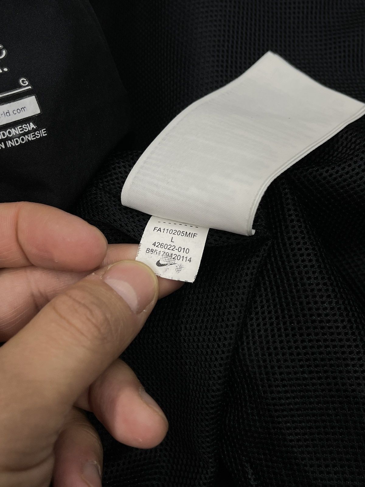 Nike Vintage Nike Athletic Light Jacket Black Drill Y2K ACG TN Size US L / EU 52-54 / 3 - 11 Thumbnail