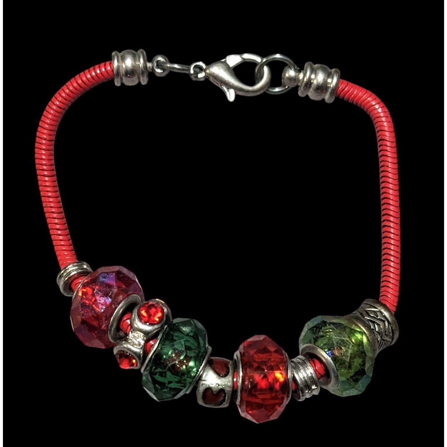Other Holiday Red And Green European Style Beaded Bracelet Size ONE SIZE - 1 Thumbnail