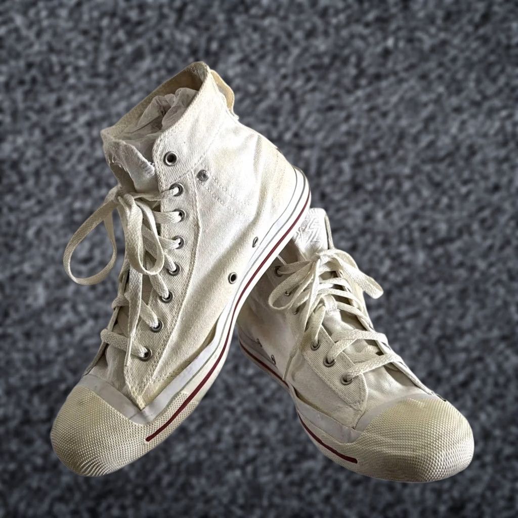 Diesel VINTAGE Diesel Men 10.5US High Cut Sneakers White Luxury ITA 90s 00s Size US 11 / EU 44 - 1 Thumbnail