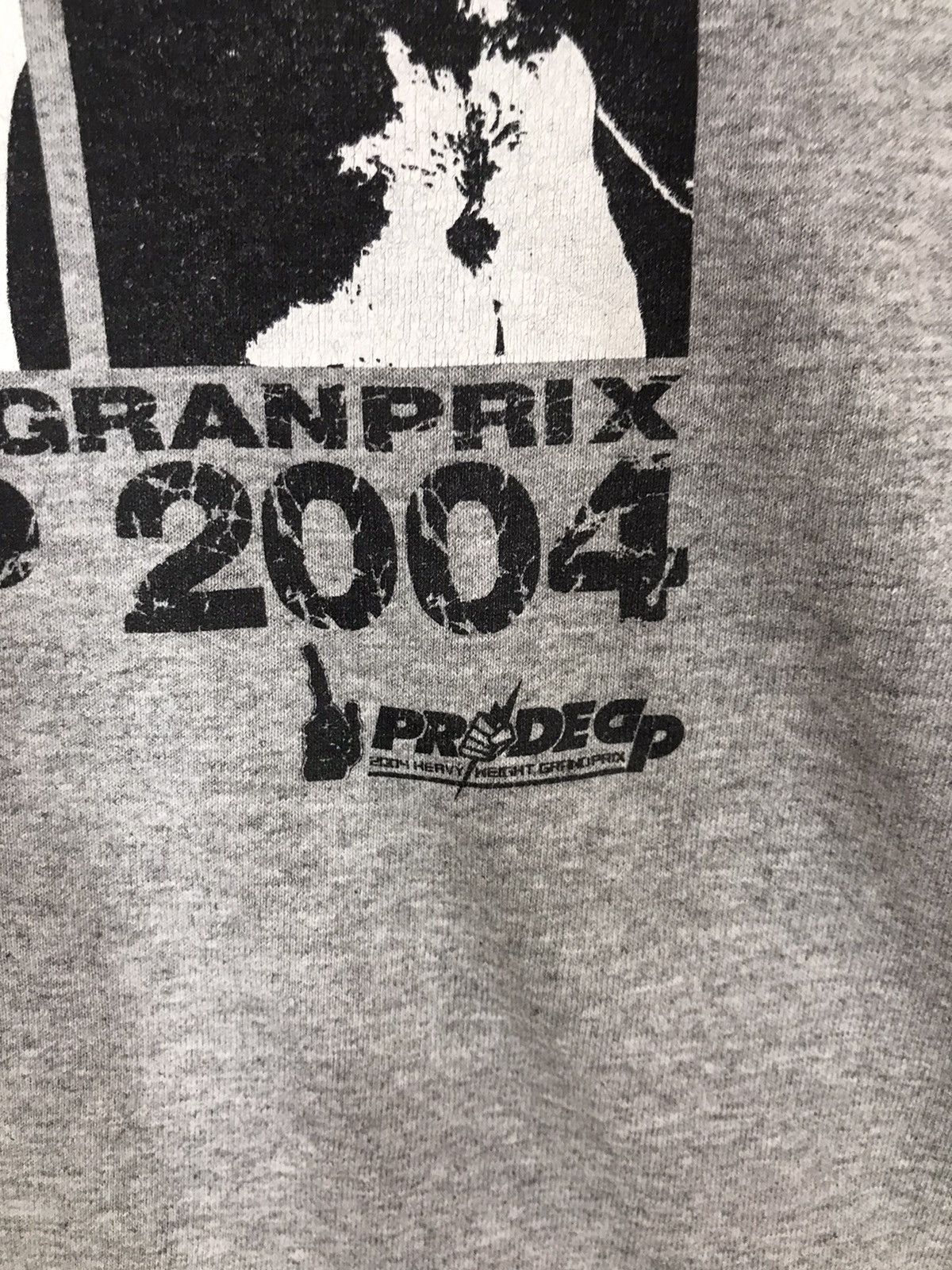 Vintage ‼️Y2K HEAVY WEIGHT GRANPRIX PRIDE 2004 tshirt‼️ Size US L / EU 52-54 / 3 - 3 Thumbnail