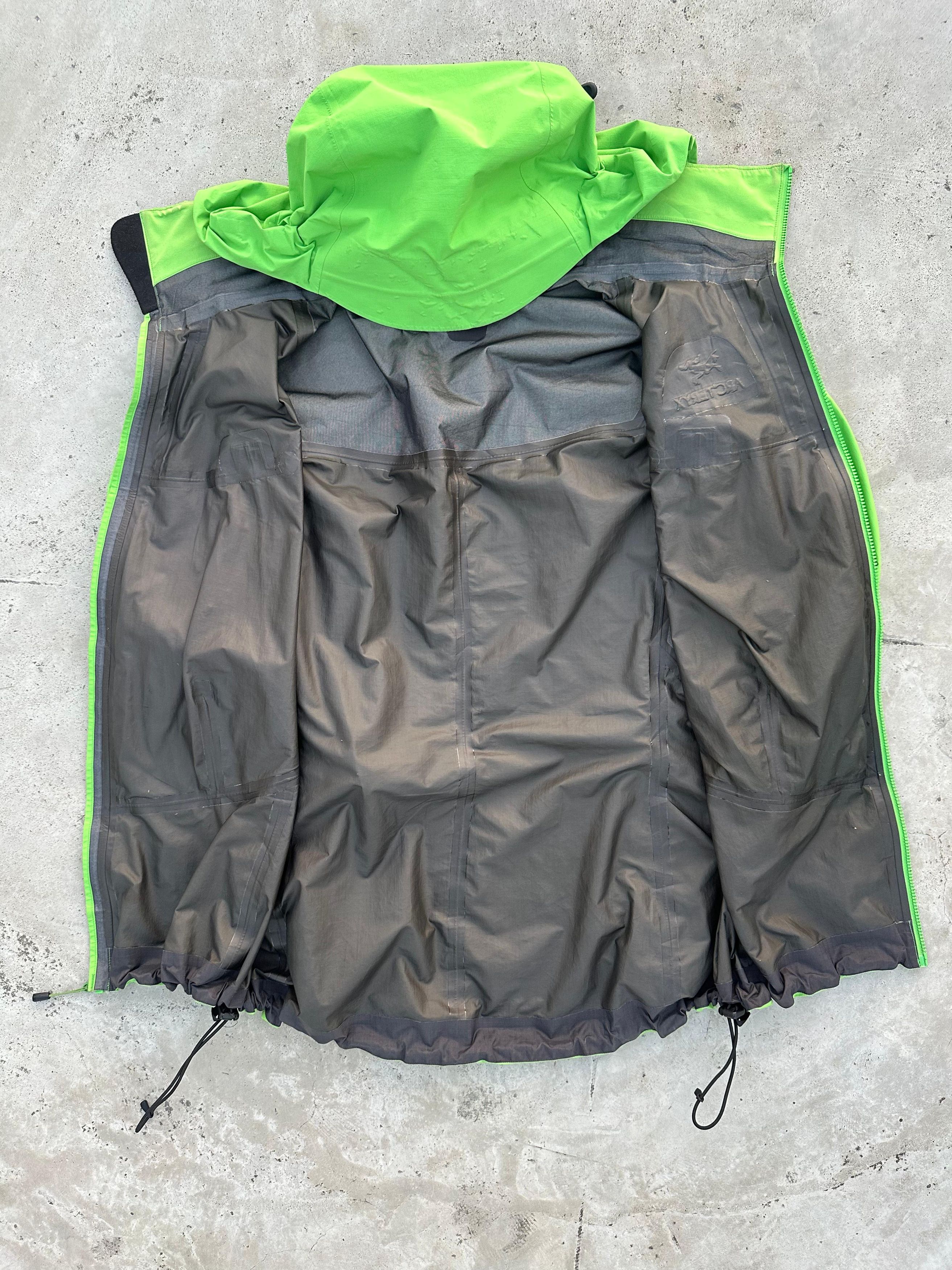 Arc'teryx Arc'terxy Beta LT Hybrid Gore Tex moss bloom jacket 2013 Size M / US 6-8 / IT 42-44 - 11 Thumbnail
