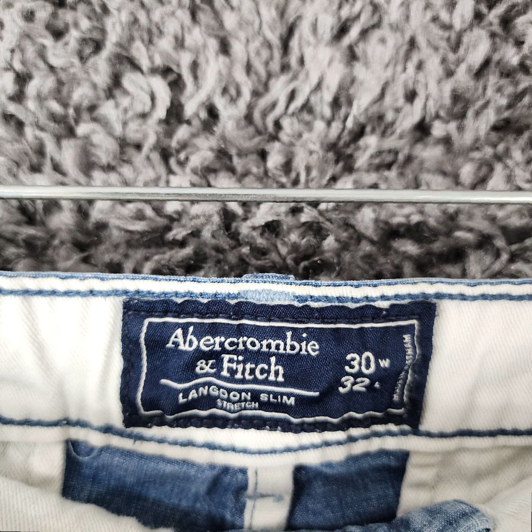 Abercrombie & Fitch VINTAGE? No. Abercrombie & Fitch Langdon Slim Jeans Women 30x30 Blue Stretch 30 Inseam 30 Slim Straight Womens - 30 blue stretch casual jeans Size 30" / US 8 / IT 44 - 3 Thumbnail