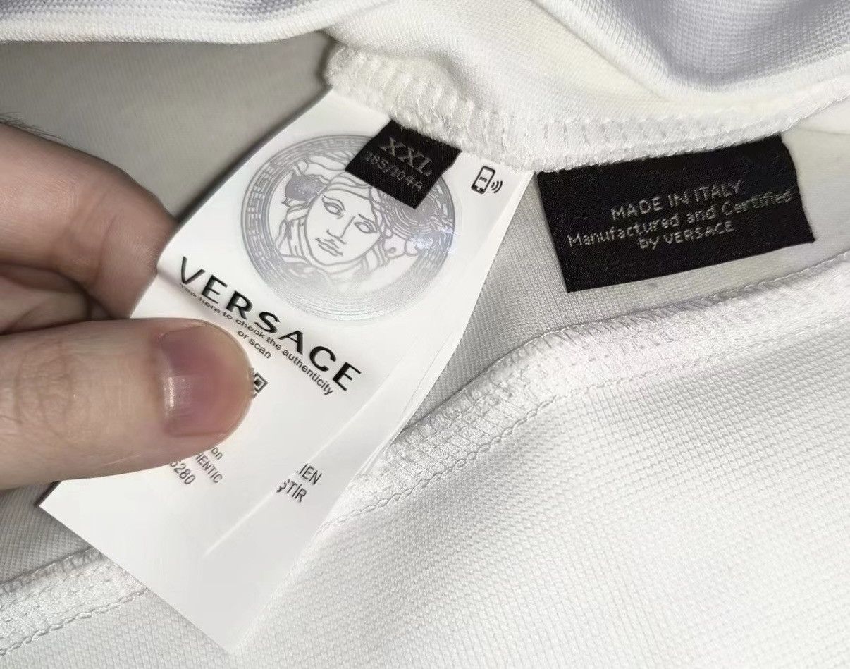 Versace Authentic Versace Medusa embroidery sweatshirt Size US XXL / EU 58 / 5 - 4 Thumbnail