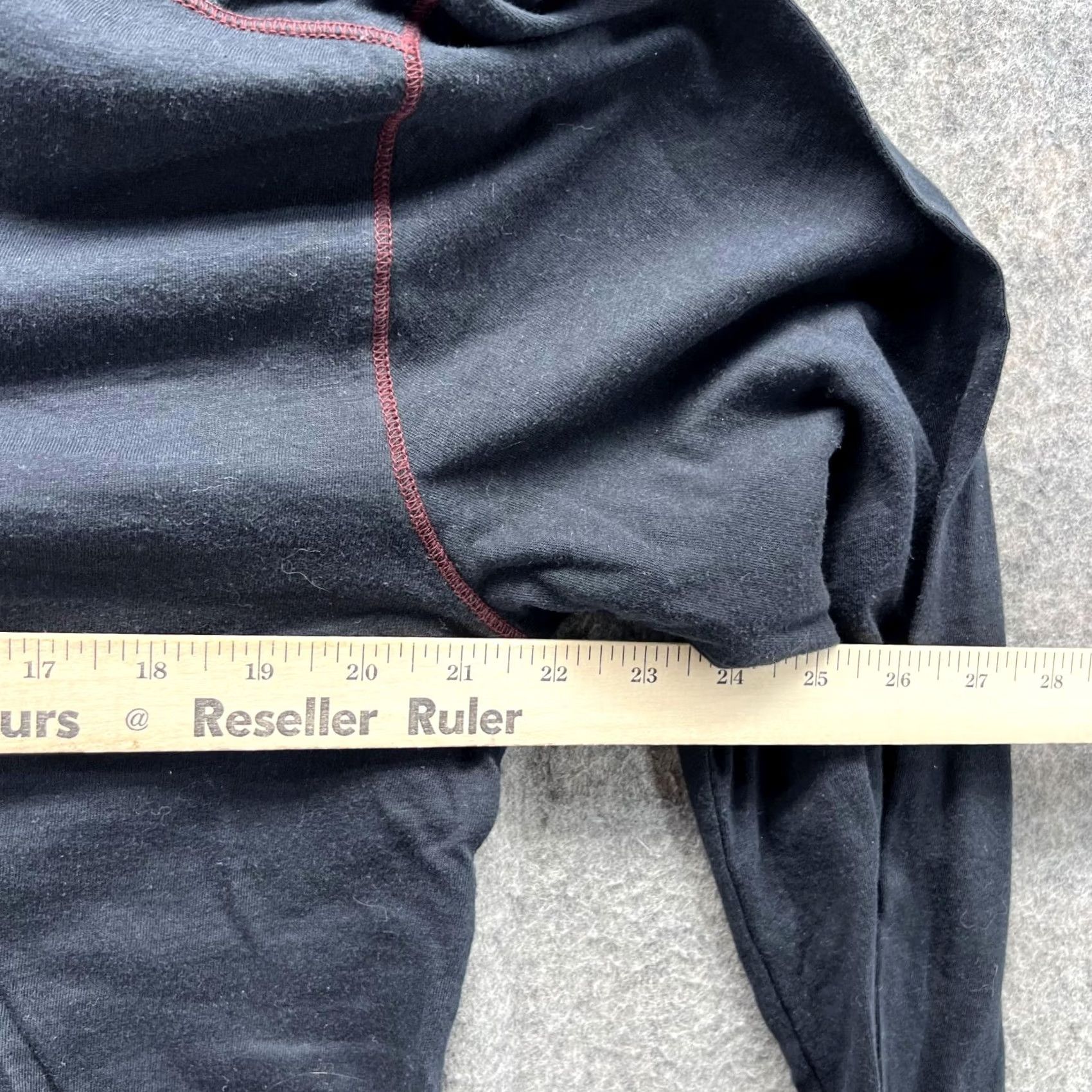 Puma Puma Shirt Men Large Adult Black Cotton Long Sleeve Crewneck Vintage Size US L / EU 52-54 / 3 - 5 Thumbnail