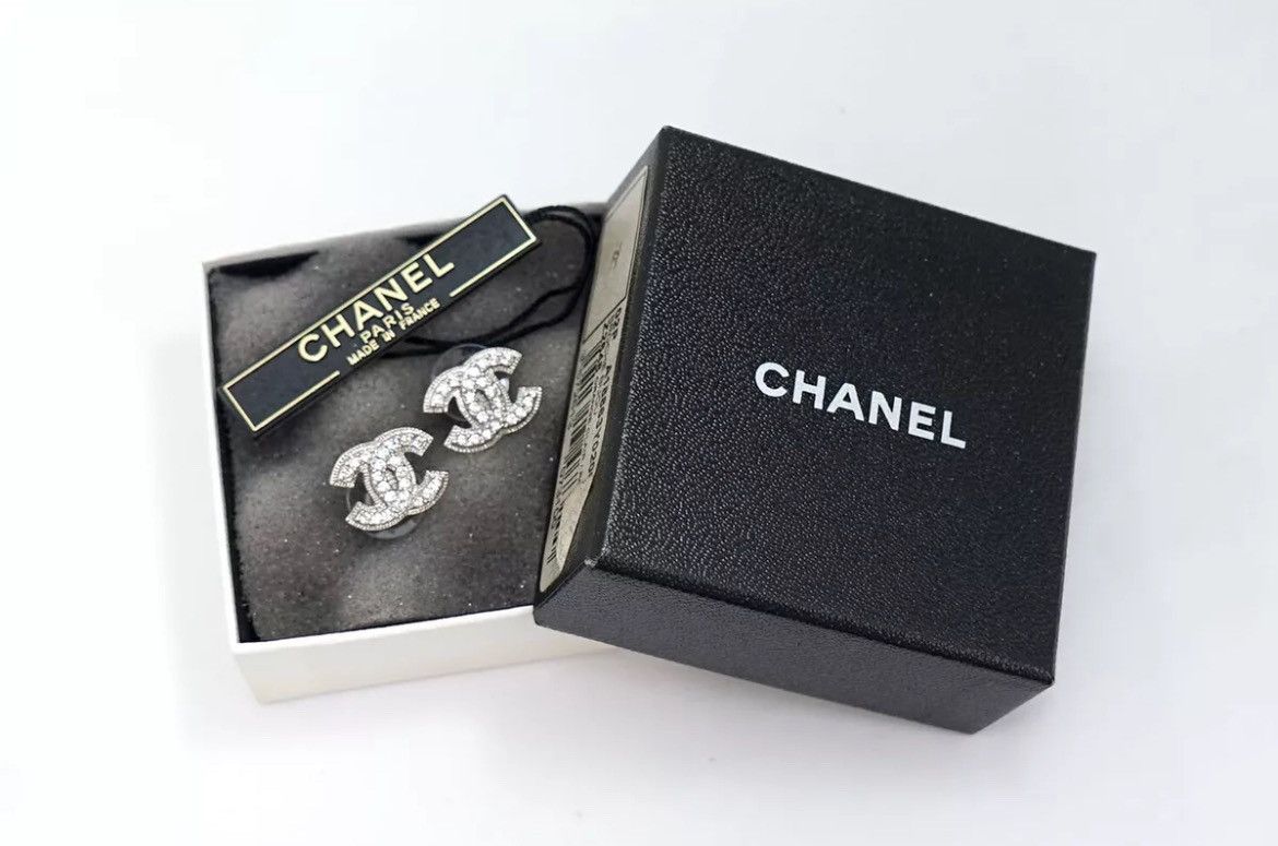 Chanel Chanel CC Earrings Size ONE SIZE - 2 Thumbnail
