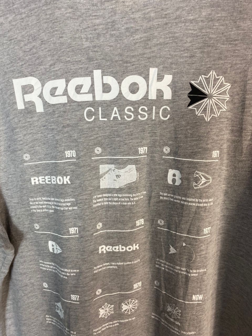 Reebok Vintage Reebok classic printed tshirt Size US L / EU 52-54 / 3 - 9 Thumbnail