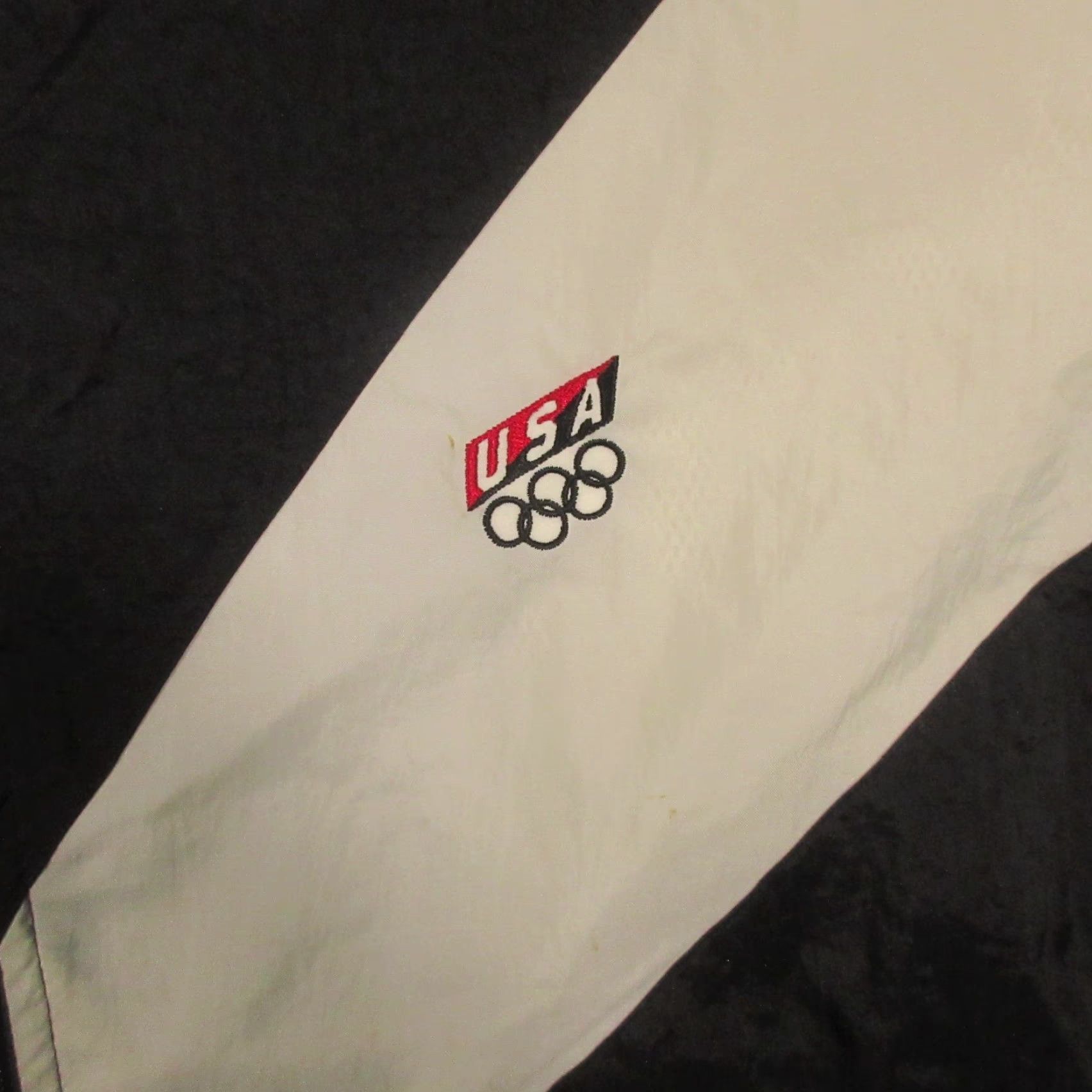 JCPenney VINTAGE USA Olympic Jacket Mens XL Oversized Black White Windbreaker JC Penney 90s Size US XL / EU 56 / 4 - 4 Thumbnail