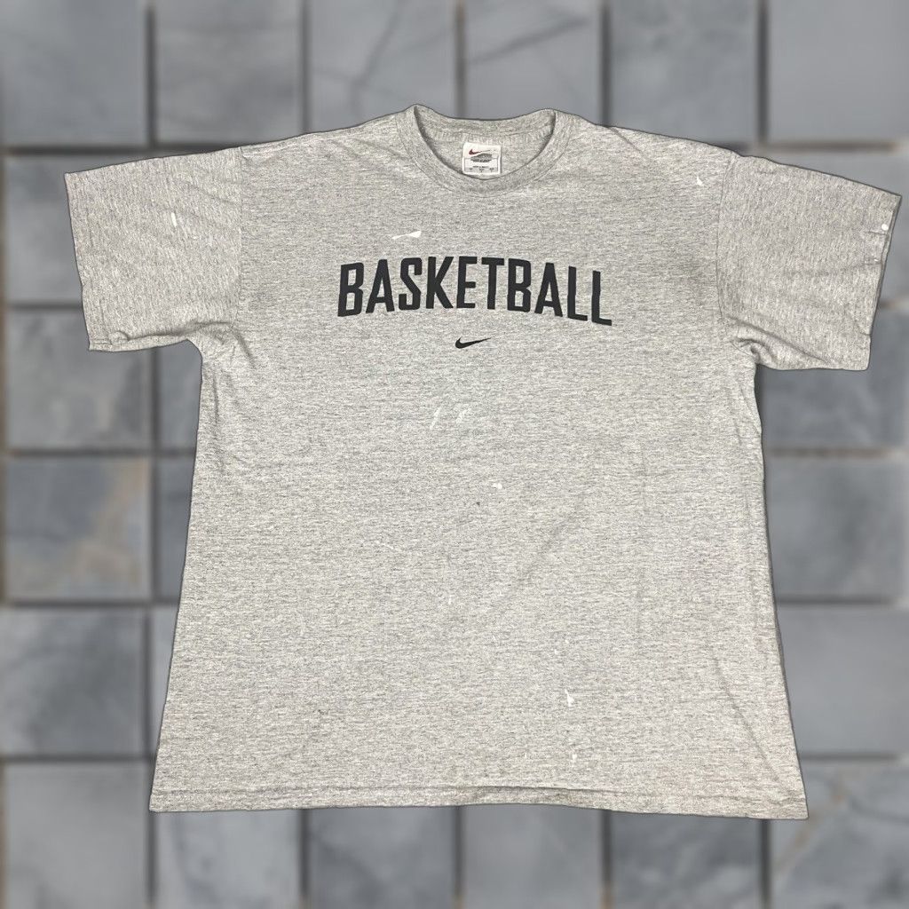 Nike VINTAGE Nike Basketball Tshirt Adult L Grey Distressed Spellout Swoosh Vtg L Mens 90s Size US L / EU 52-54 / 3 - 1 Thumbnail