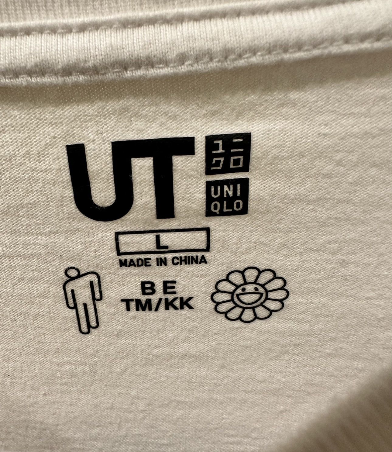 Uniqlo Billie Elish by TAKASHIMURAKAMI Size US L / EU 52-54 / 3 - 5 Thumbnail
