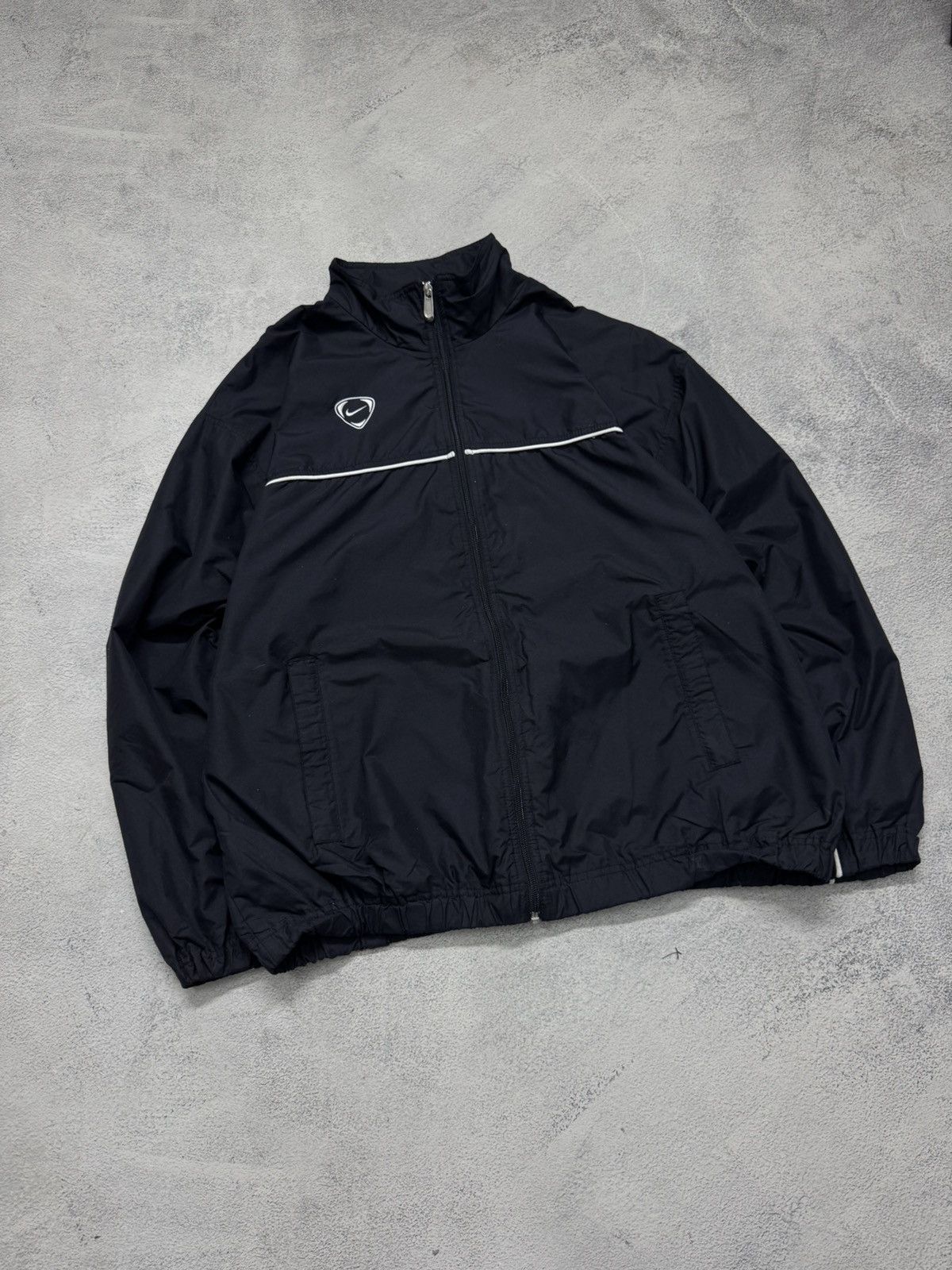 Nike Vintage Y2K Nike Nylon Mini Logo Jacket 00’s Size US L / EU 52-54 / 3 - 3 Thumbnail