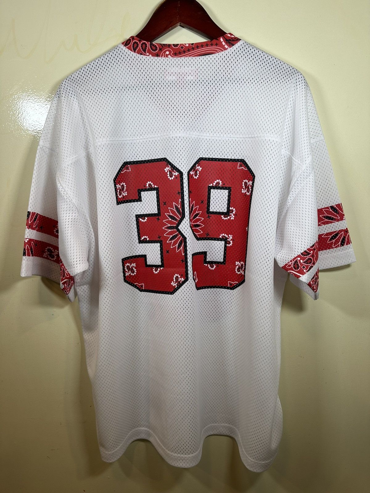シャツ Supreme Bandana Football Jersey White M Supreme Bandana Football Jersey (White) – The Liquor SB